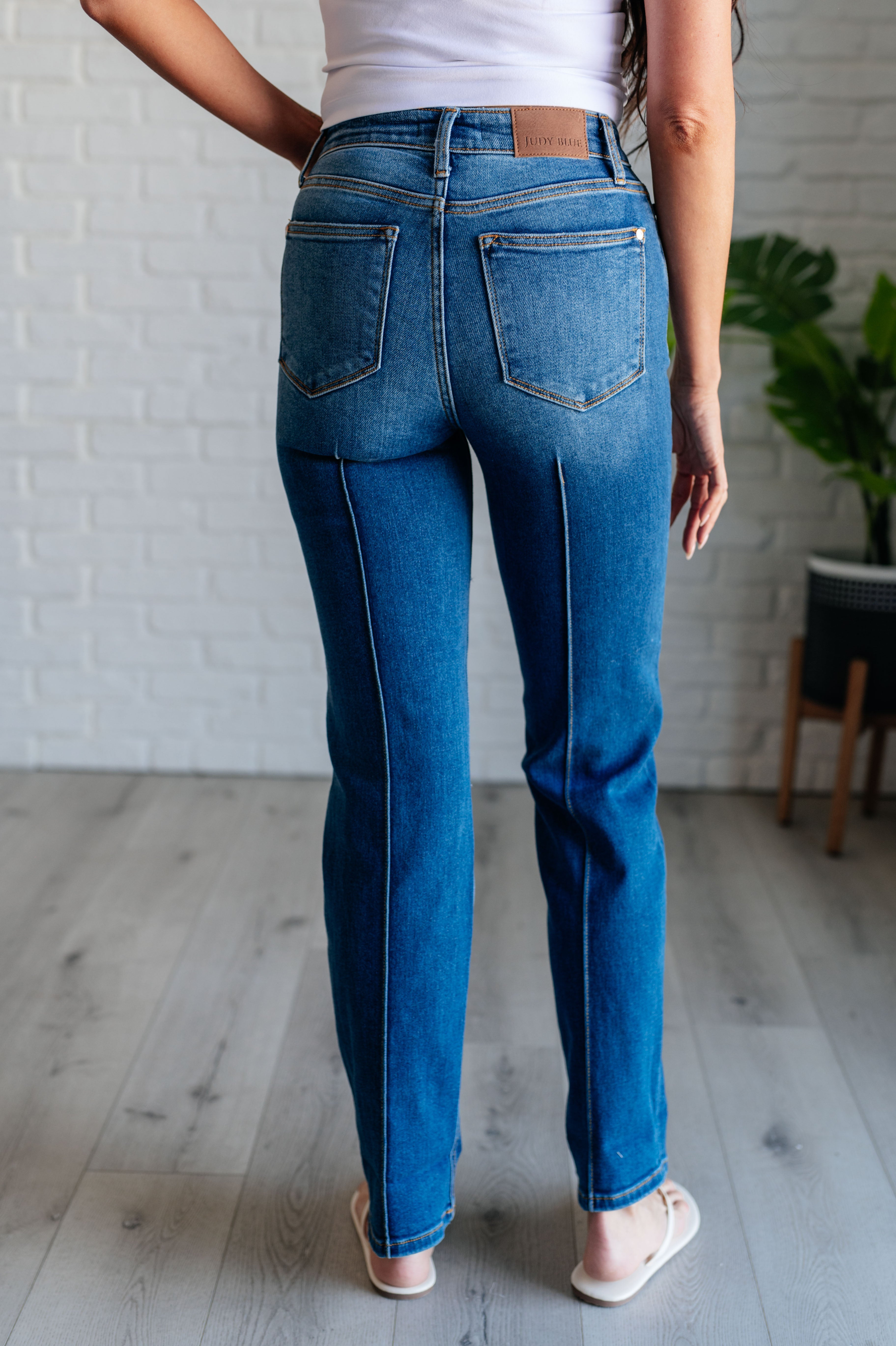 Judy Blue Campbell High Rise Center Seam Detail Straight Jeans Denim