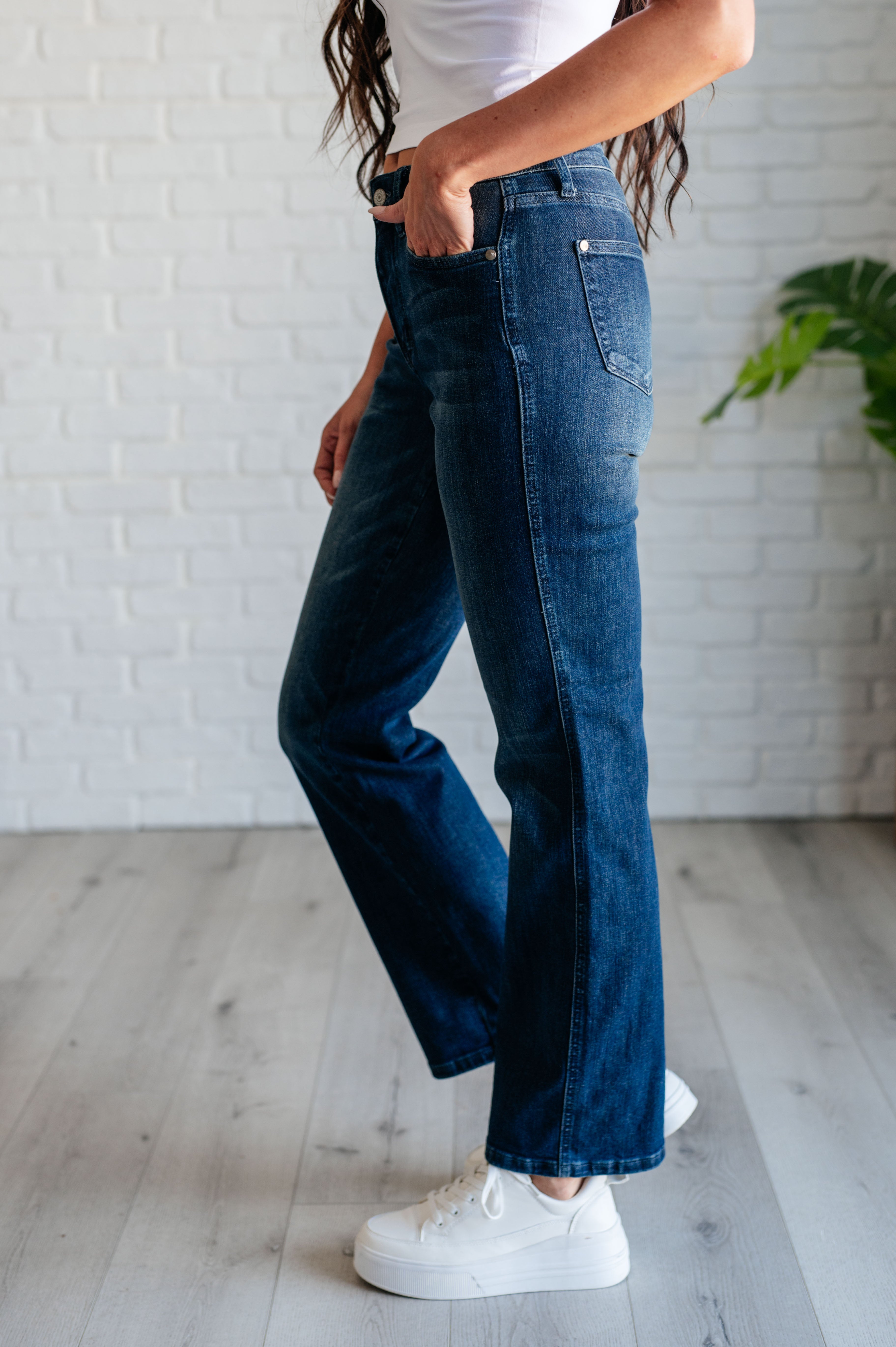 Judy Blue Muriel Mid Rise Control Top Classic Straight Jeans Denim