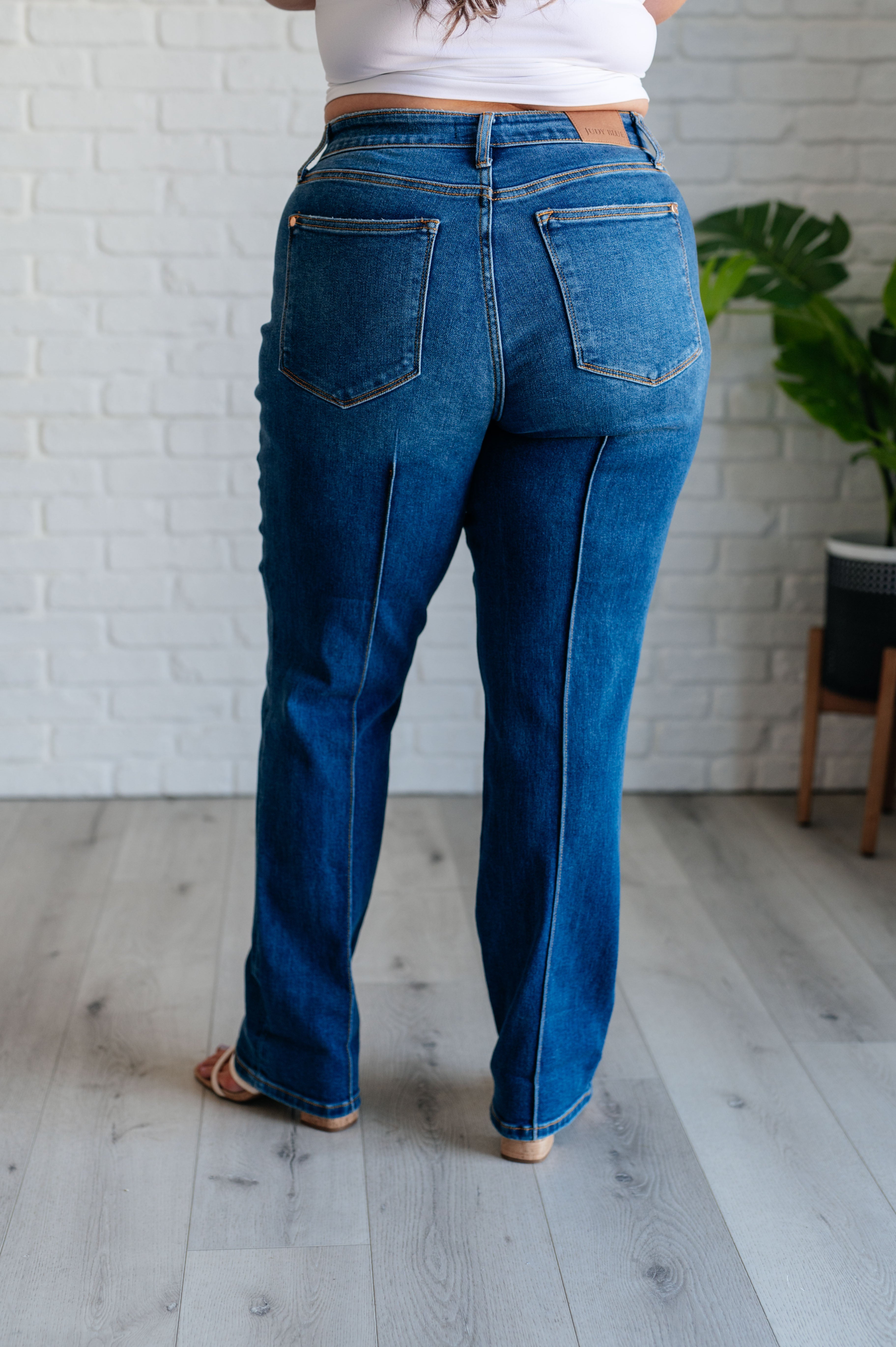 Judy Blue Campbell High Rise Center Seam Detail Straight Jeans Denim