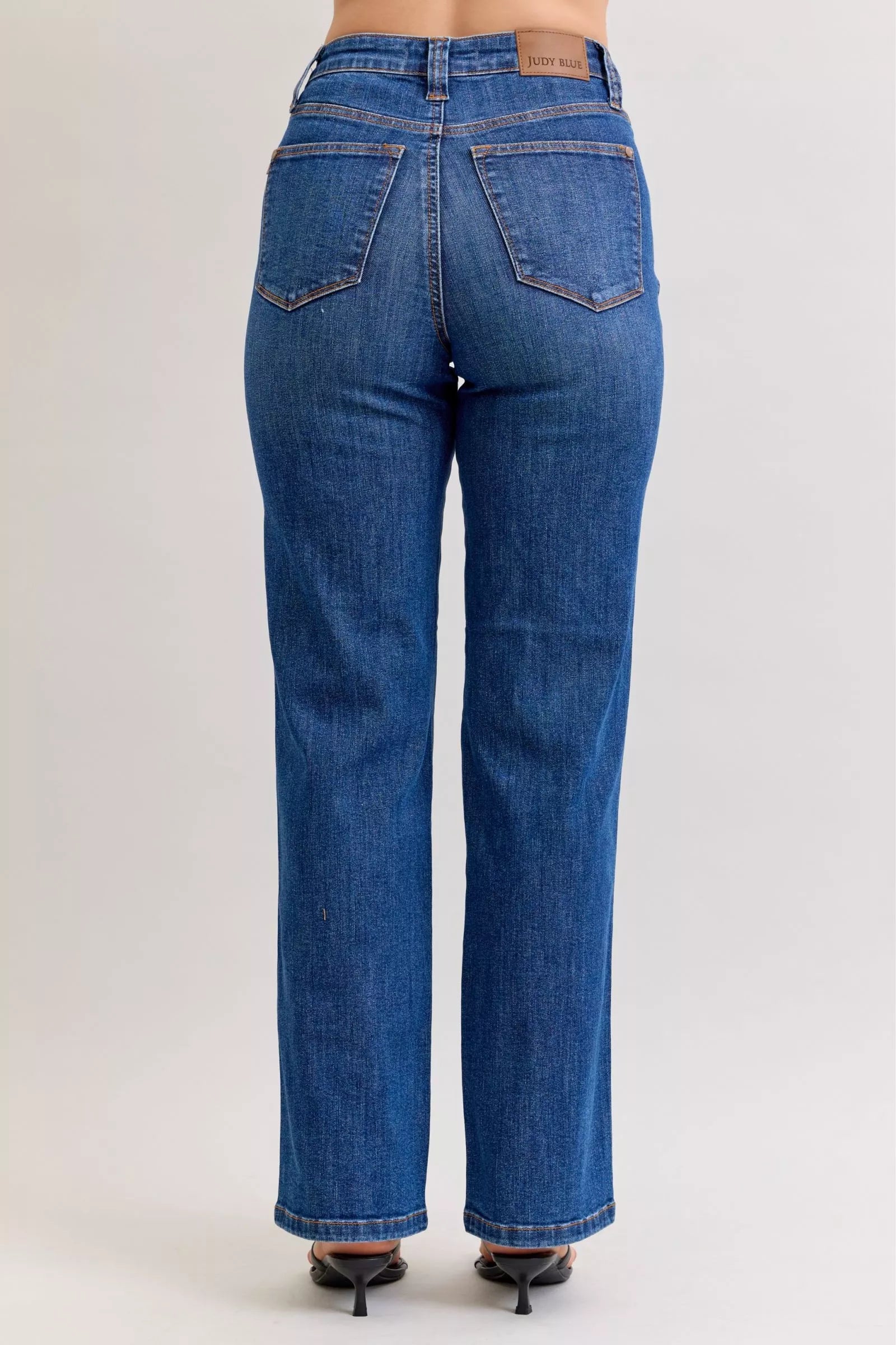 Judy Blue Medium Wash High Waist Tummy Control Straight Jeans