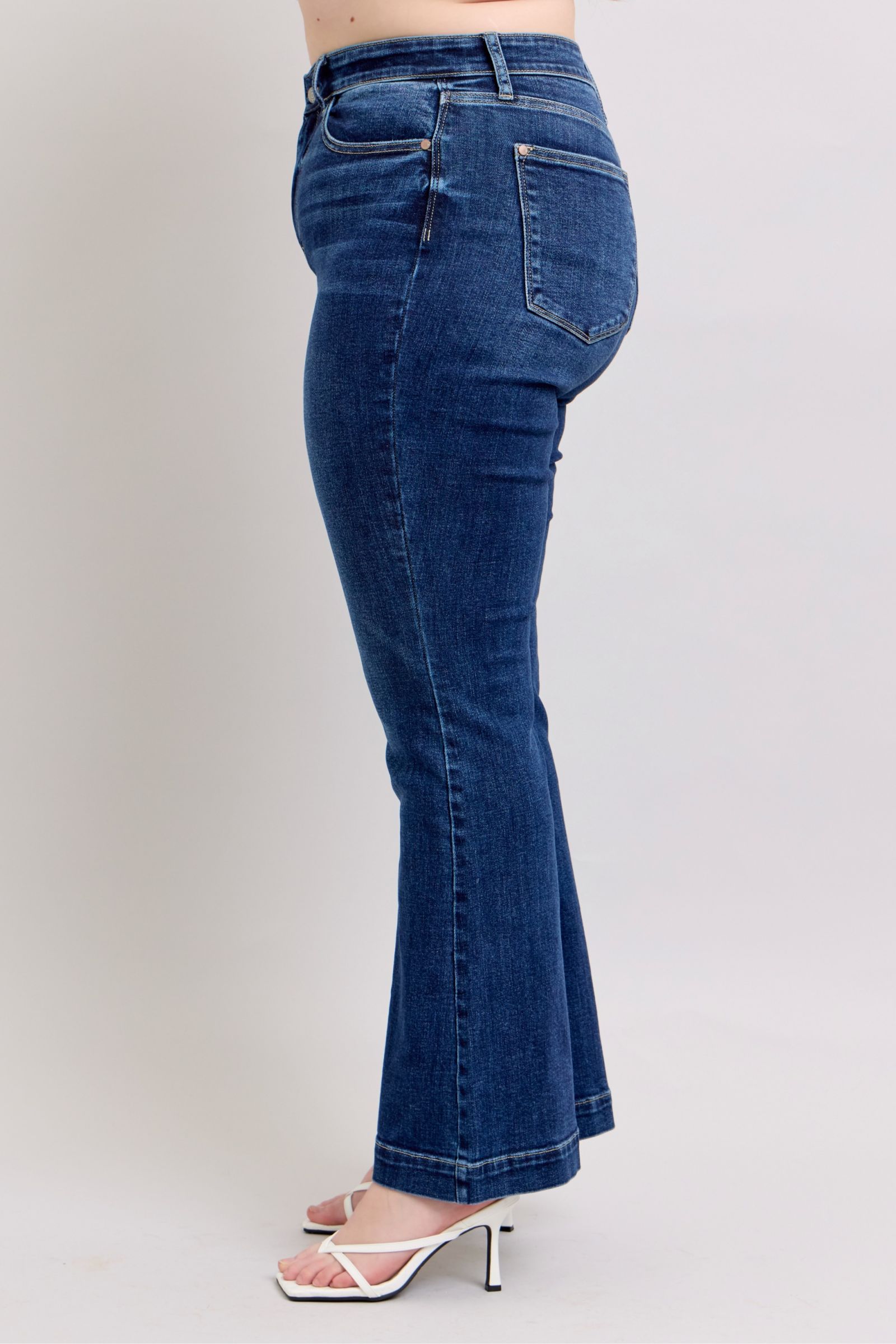 Judy Blue Dark Washed High Rise Flare Jeans with Pockets