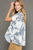 Umgee Blue Two Tone Toile Print Button Up Short Sleeve Blouse