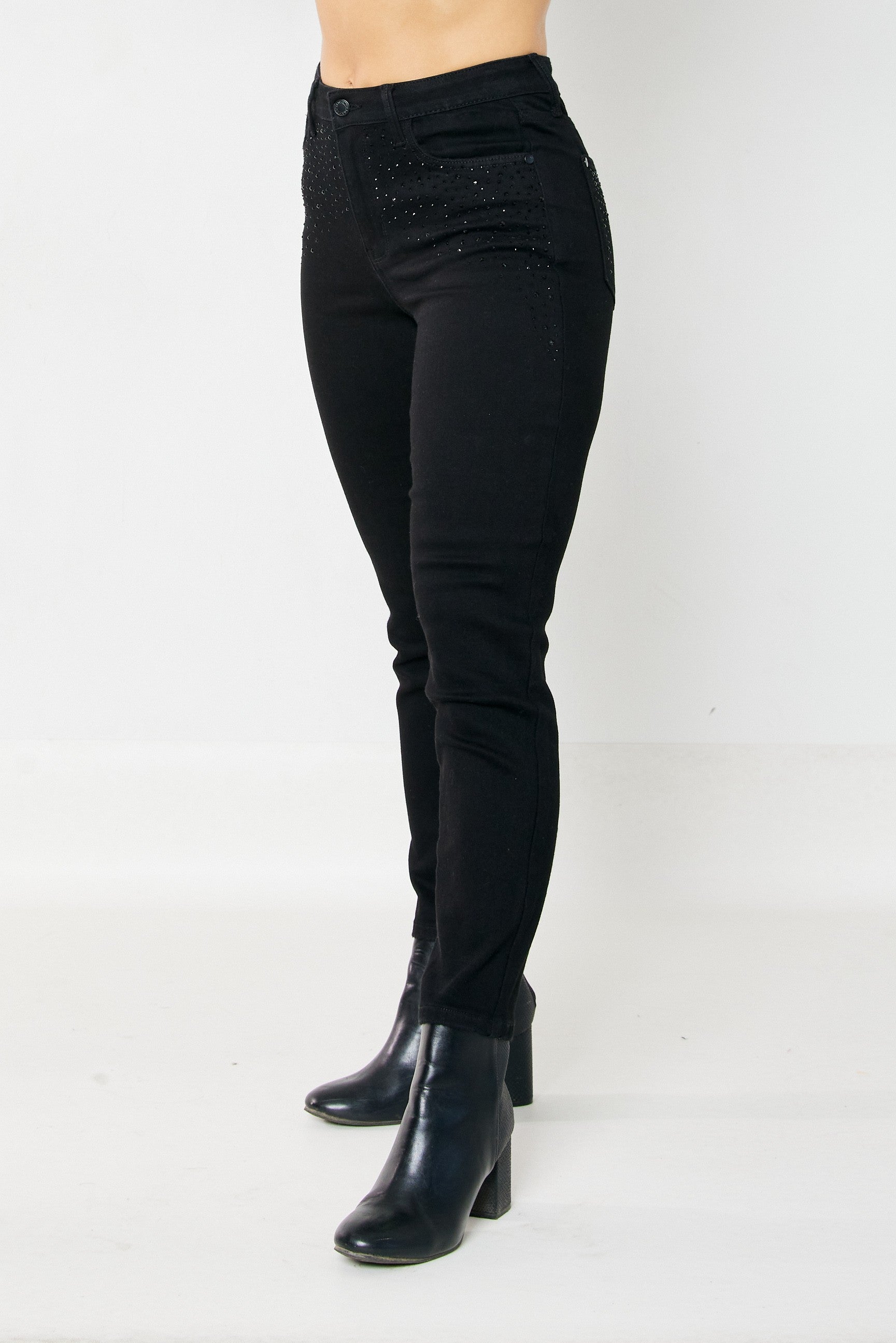 Judy Blue Reese Rhinestone Slim Fit Jeans in Black Womens