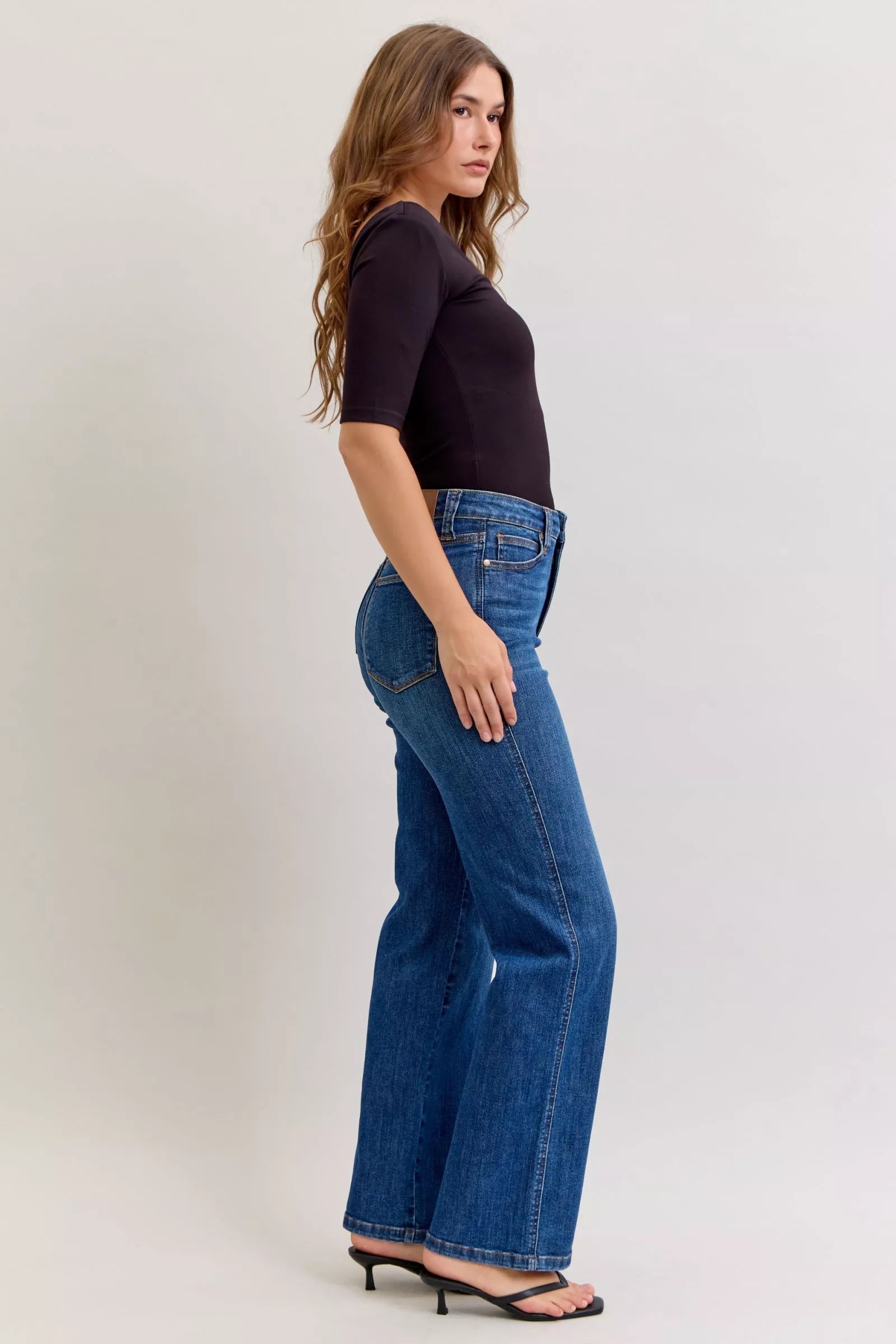 Judy Blue Medium Wash High Waist Tummy Control Straight Jeans
