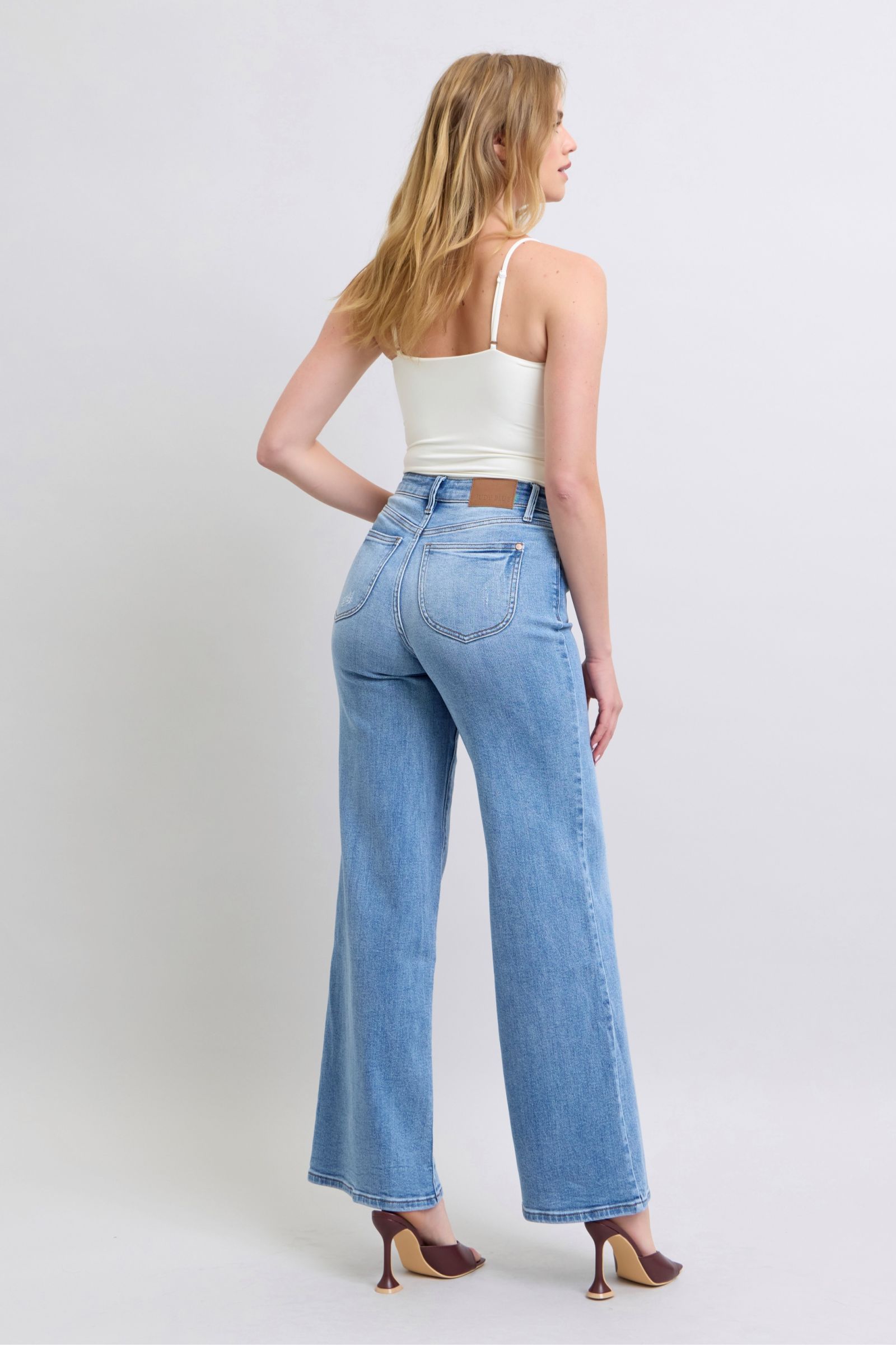 Judy Blue Medium Washed Wide Leg Jeans with Pockets Jeans