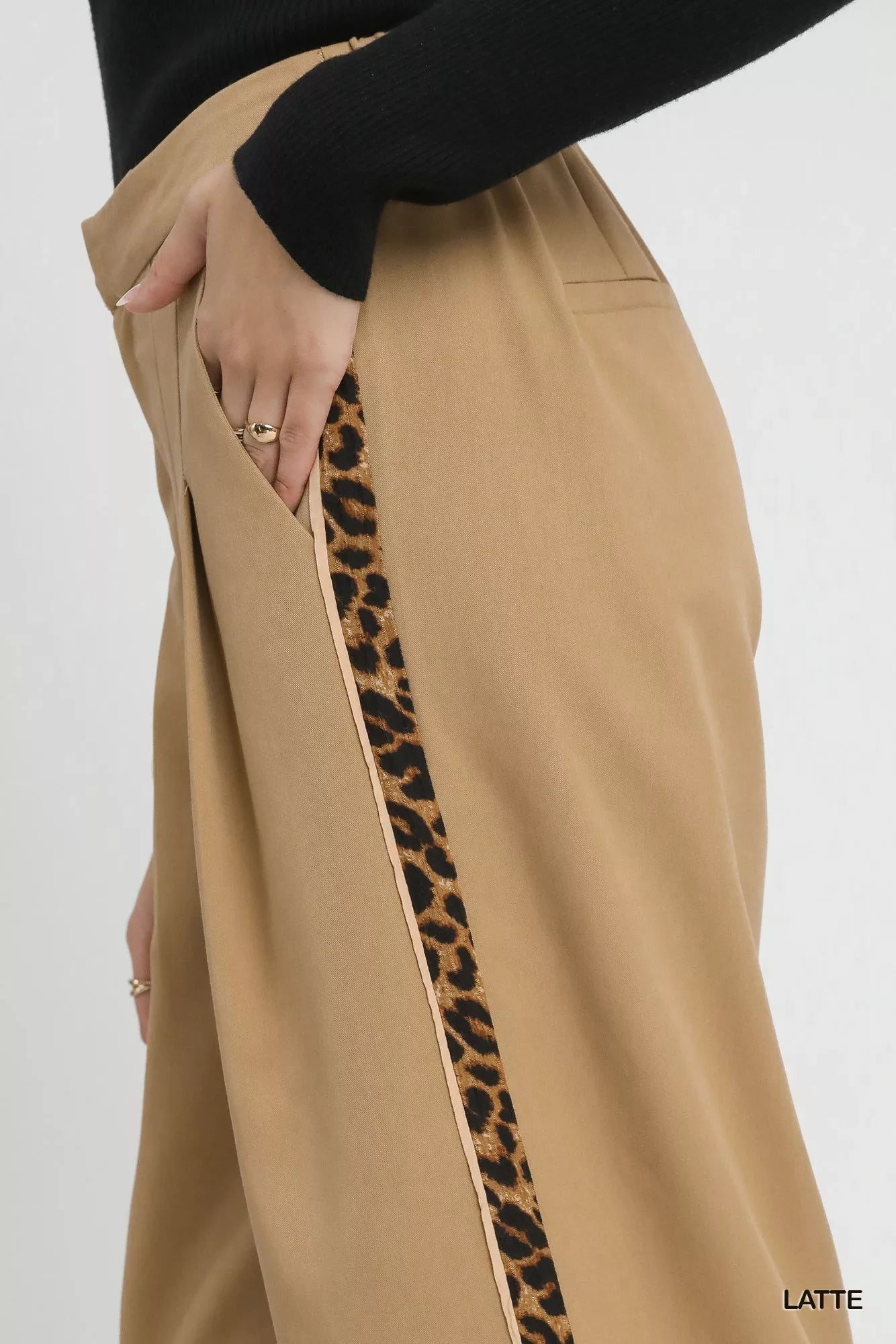 Umgee Late Front Pleated Wide-Leg Trousers with Leopard Contrast Trim