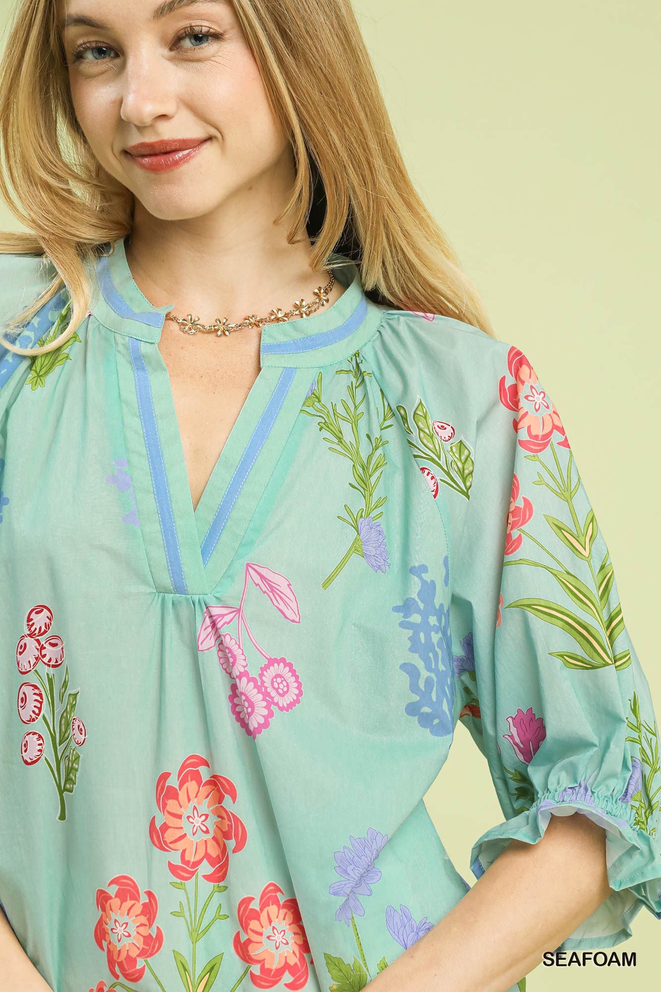 Umgee Sea Foam Floral Split Neck Puff Sleeve Blouse