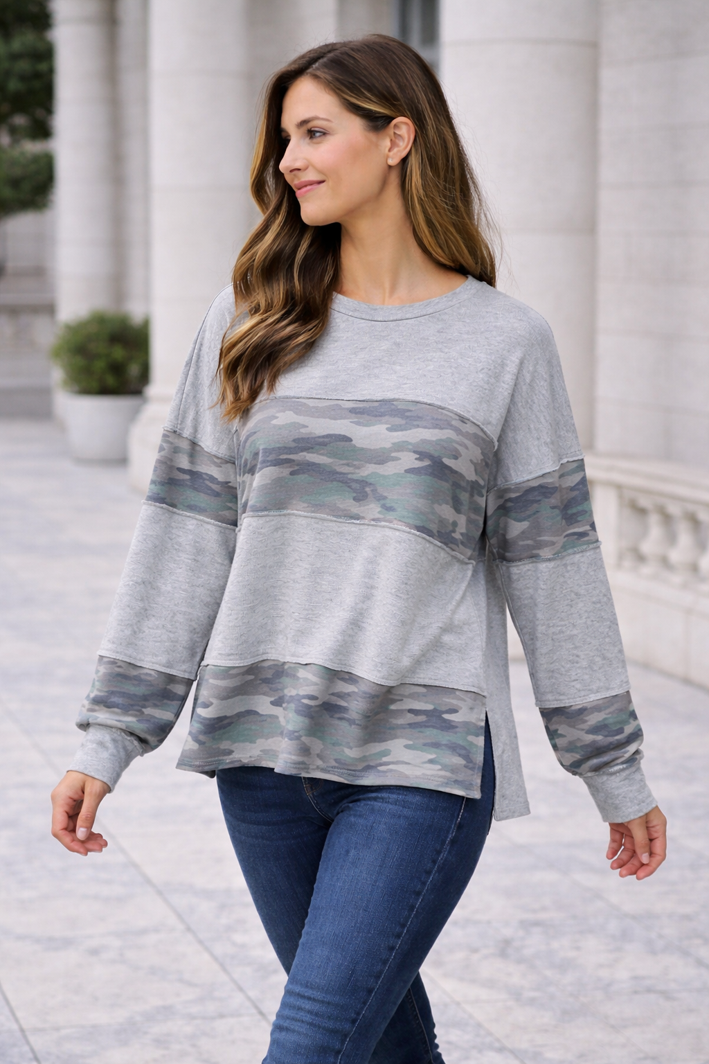 Haptics Heather Gray Camouflage Color Block Pullover Knit Top