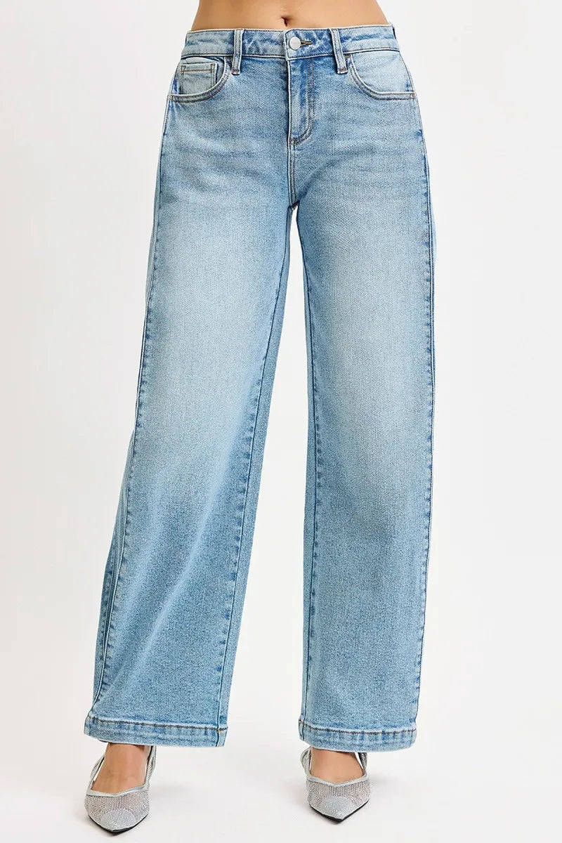 RISEN Medium Washed Mid Rise Wide Barrel Transferable Leg Snap Jeans MEDIUM
