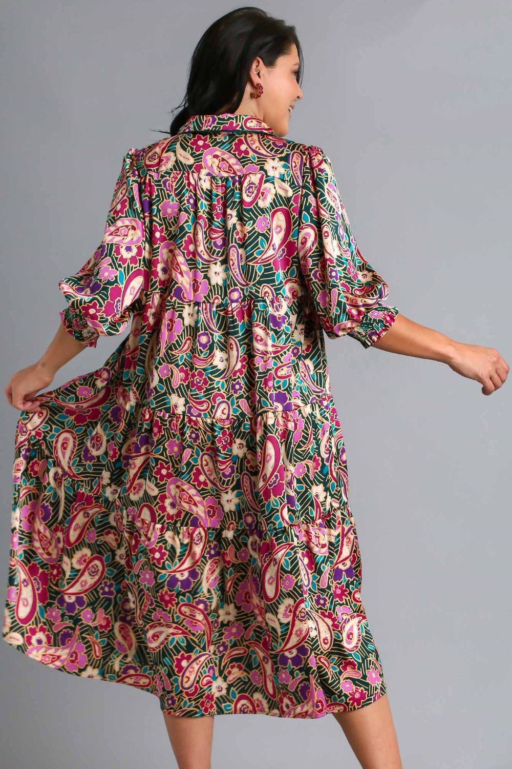 Umgee Paisley Print Satin Tiered Midi Dress