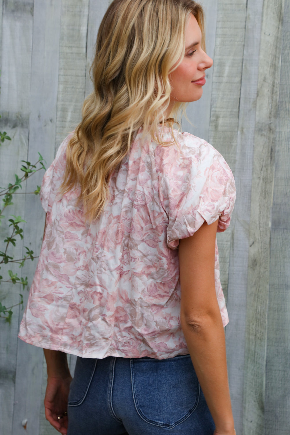 Kori America Blush Scoop Neck Bubble Sleeve Floral Top w/Bow