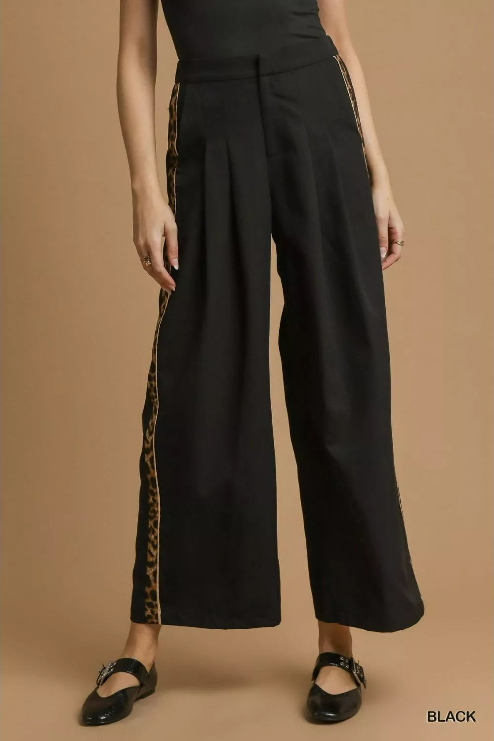 Umgee Black Front Pleated Wide-Leg Trouser with Leopard Contrast Trim Black