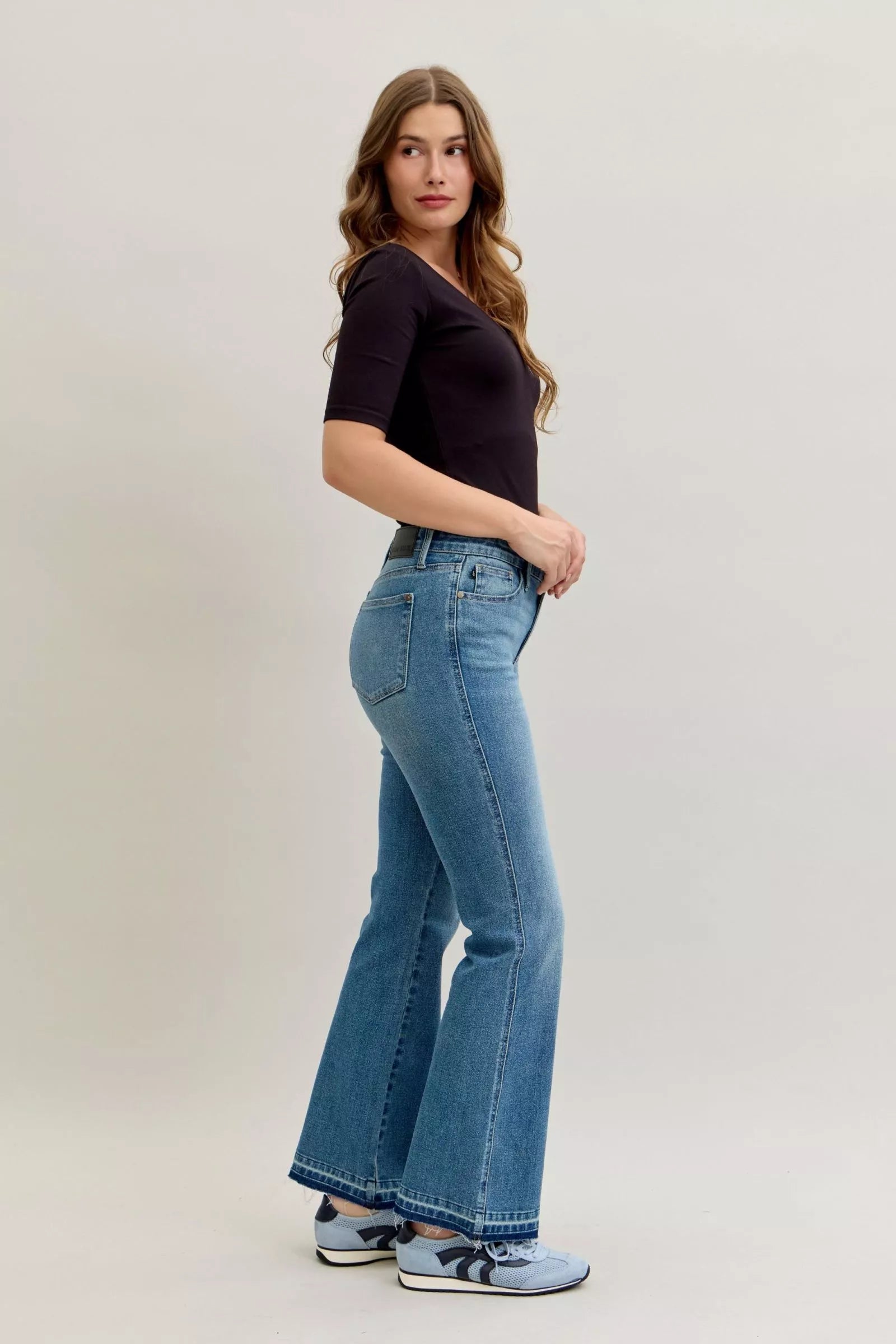 Judy Blue Medium Wash Mid Rise Slim Bootcut Tummy Control Release Hem Jeans