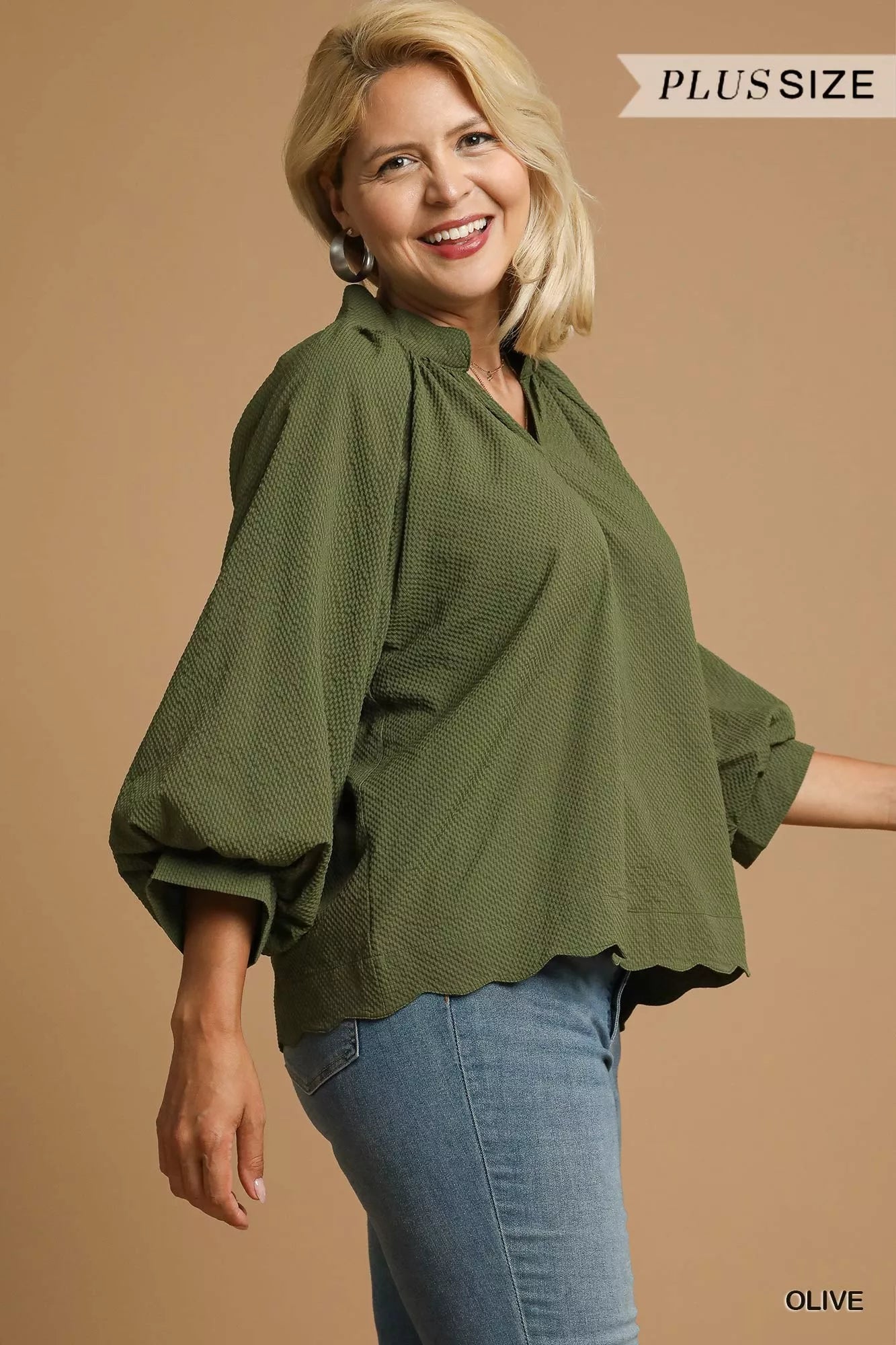 Umgee Olive Textured Notched Scallop Hem Balloon Sleeve Blouse