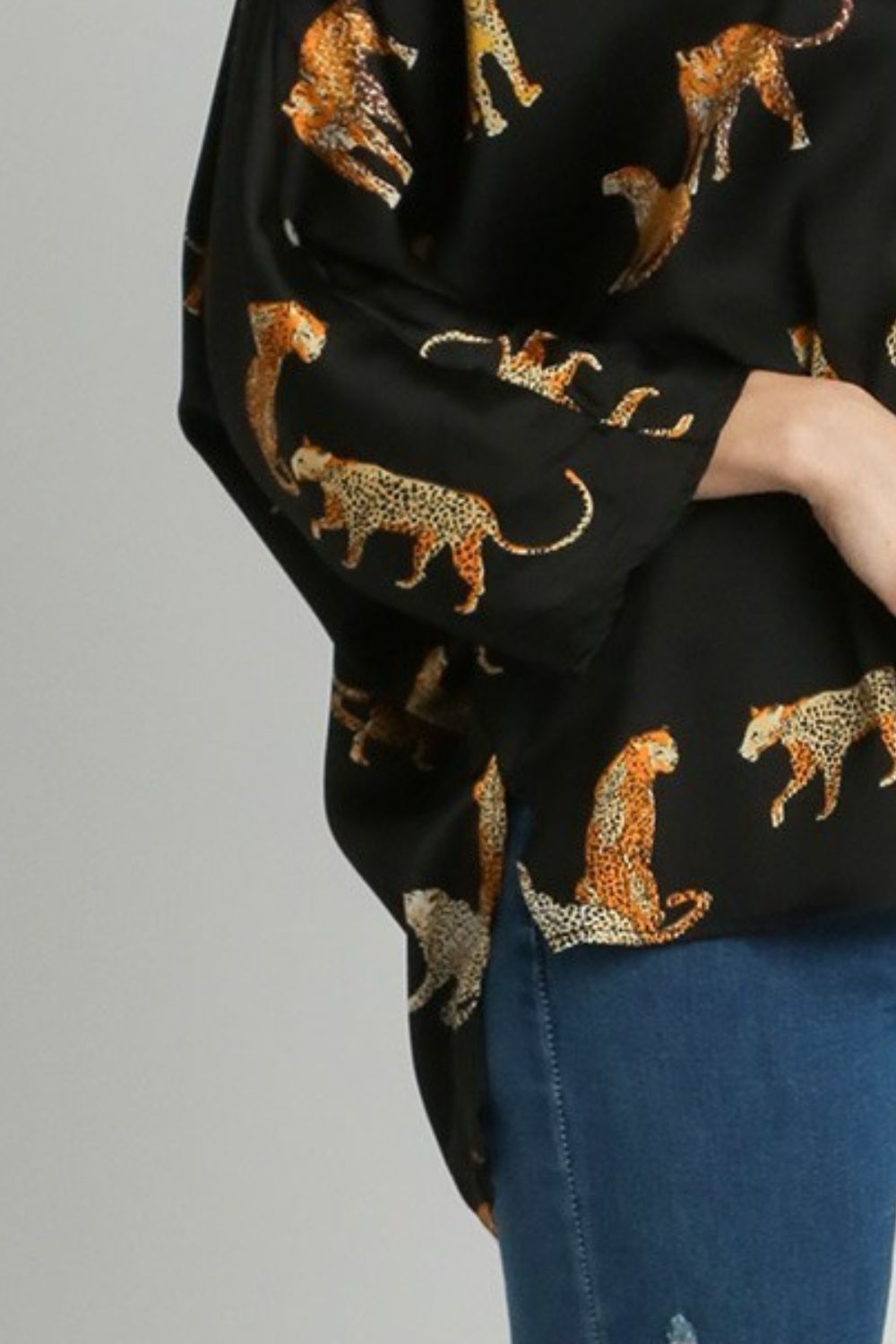 Umgee Black High-Low Satin Animal Print V-Neck Blouse