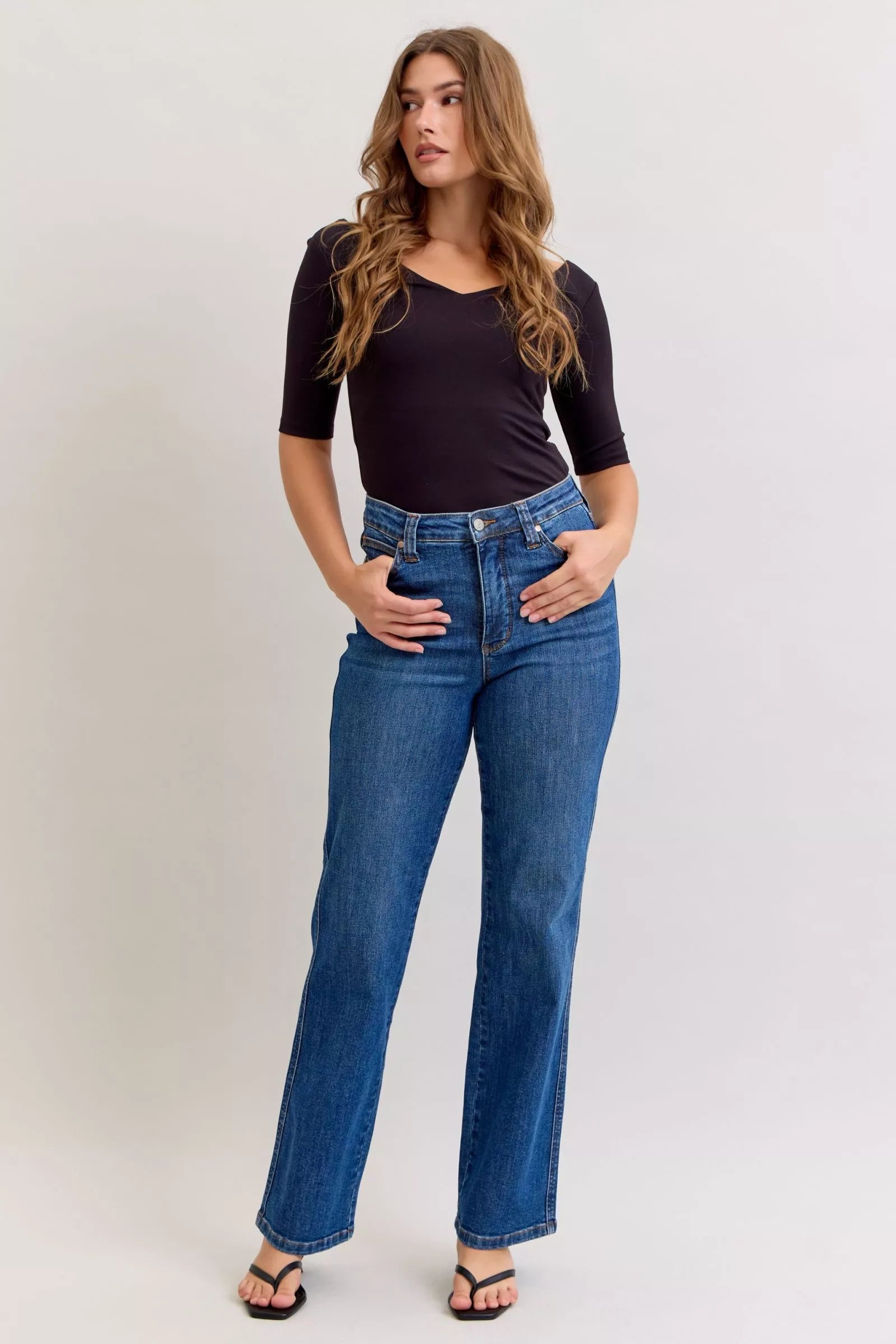 Judy Blue Medium Wash High Waist Tummy Control Straight Jeans MD
