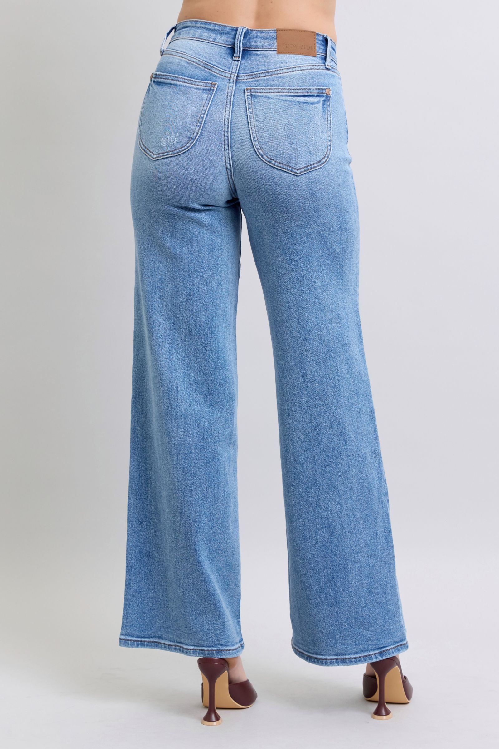 Judy Blue Medium Washed Wide Leg Jeans with Pockets Jeans