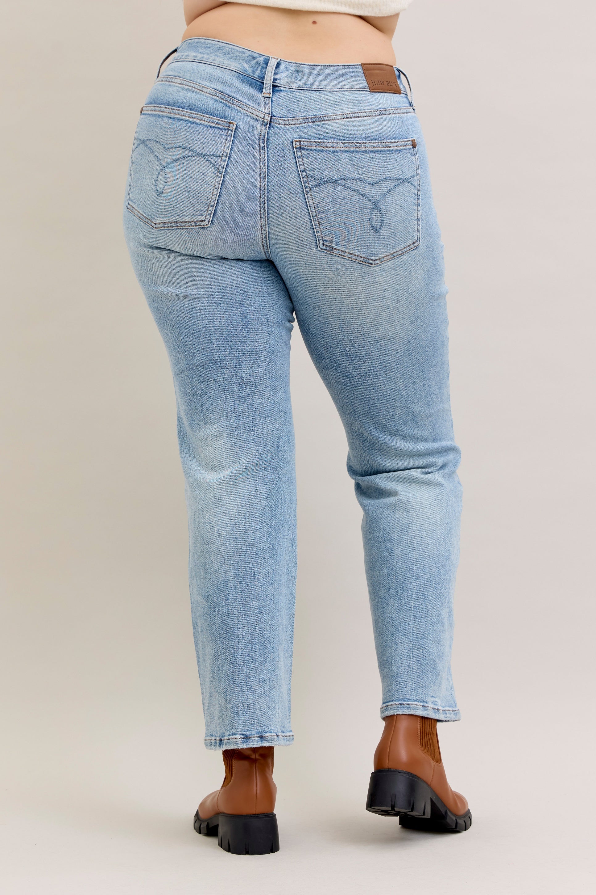 Heather Mid Rise Rigid Magic Straight Womens