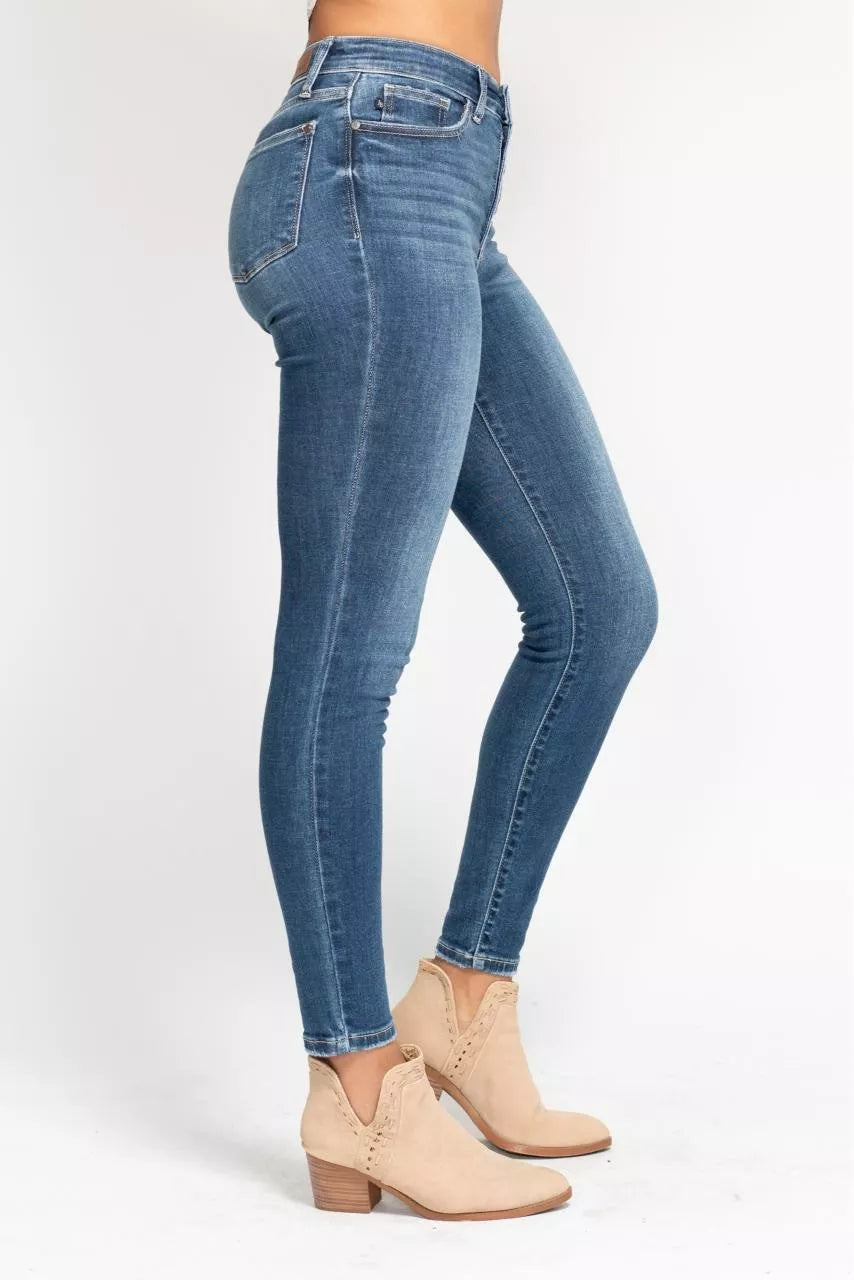 Judy Blue Medium Washed High Rise Button Fly Skinny Jeans