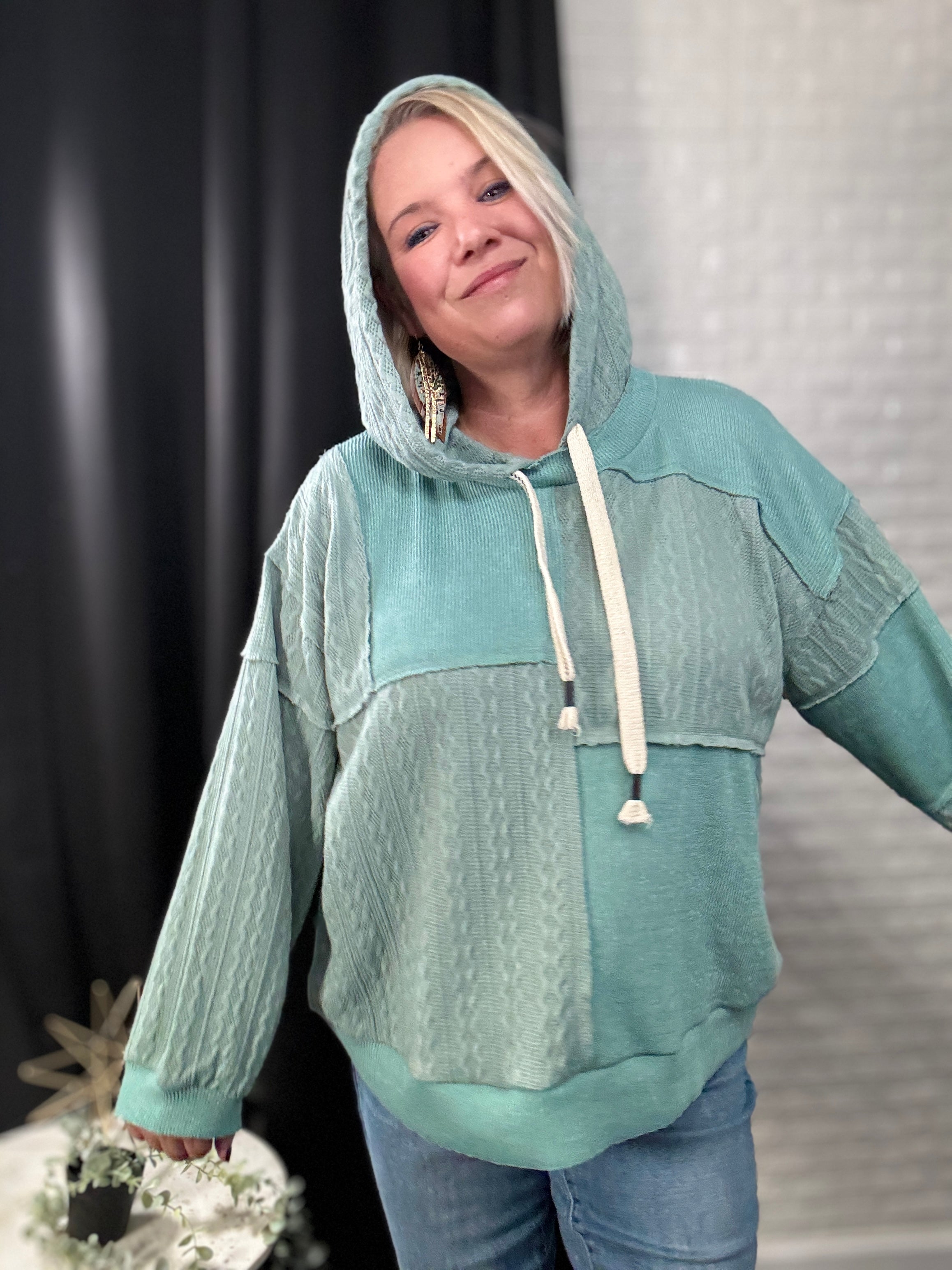 POL Balloon Sleeve Cut Sew Sweater Knit Top in Jade Green Large Womens