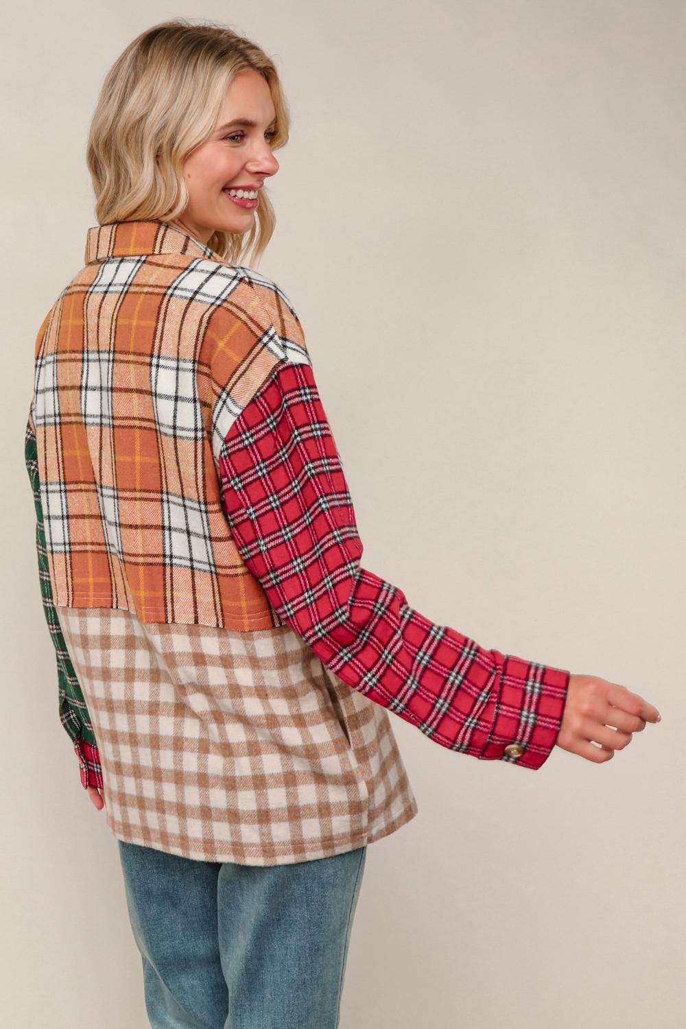 Haptics Loose Fit Multi Color Plaid Flannel Jacket with Pocket