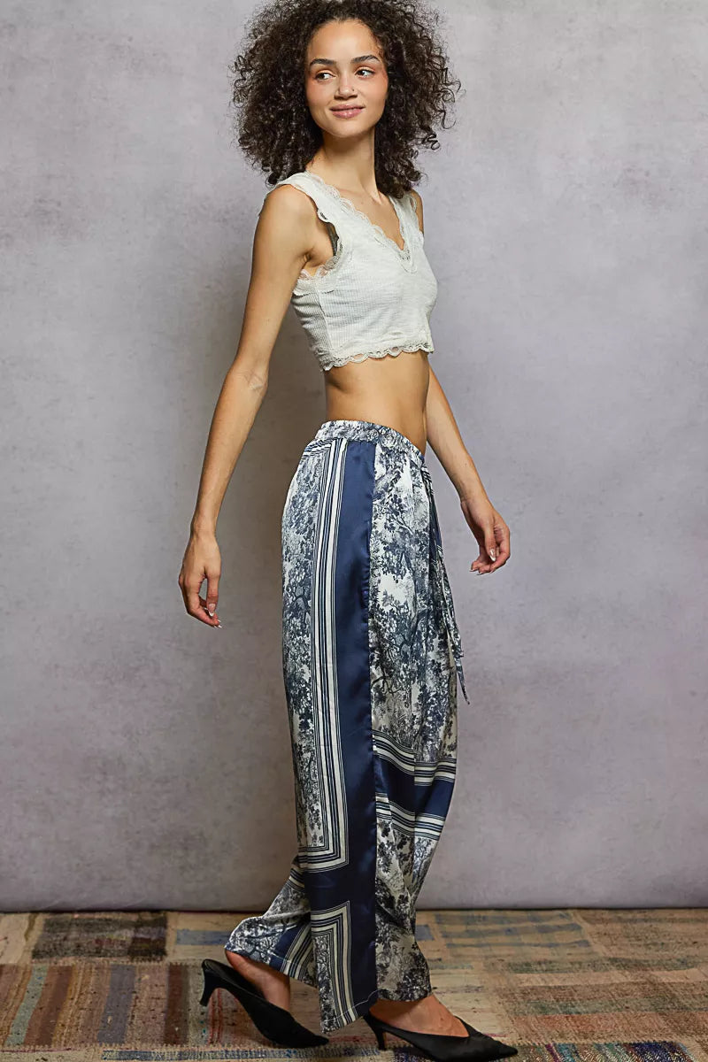 POL Ivory & Navy Floral Printed Woven Wide Leg Drawstring Pants