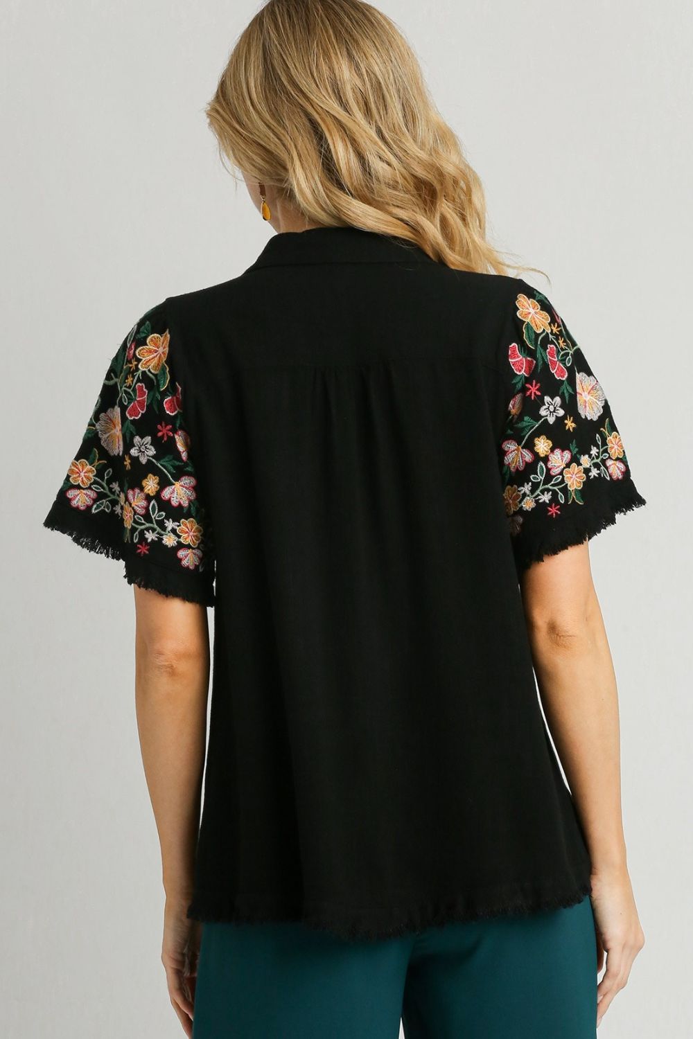 Umgee Black Linen Shirt with Embroidered Sleeves