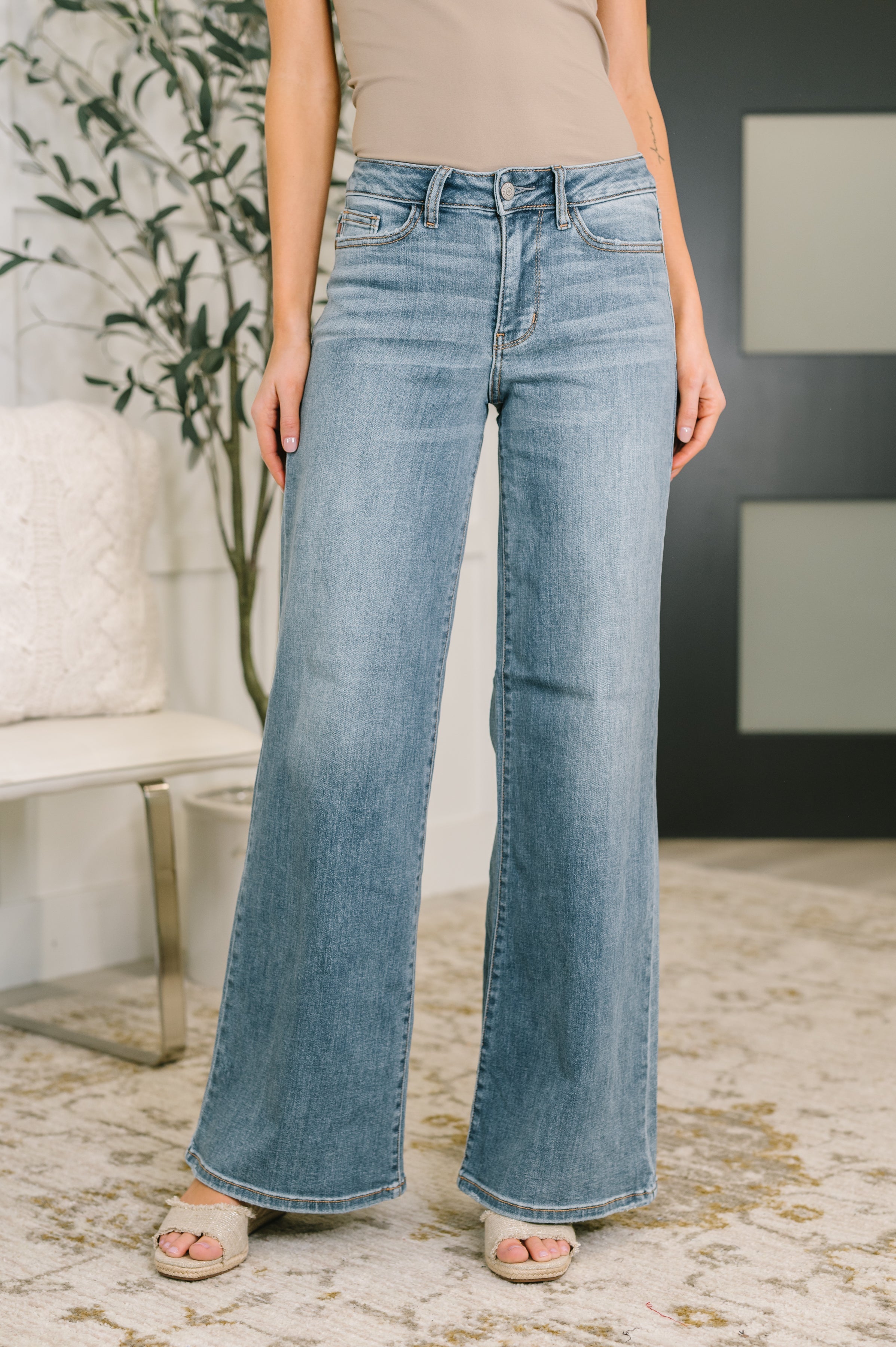 Adrian Mid Rise Retro Wide Leg Womens