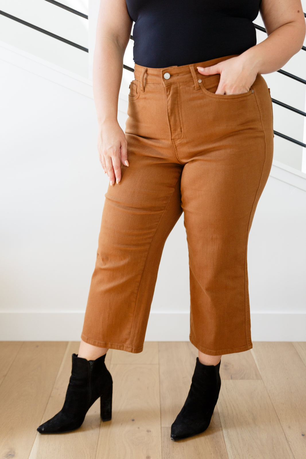 Judy Blue Briar High Rise Control Top Wide Leg Crop Jeans in Camel Denim