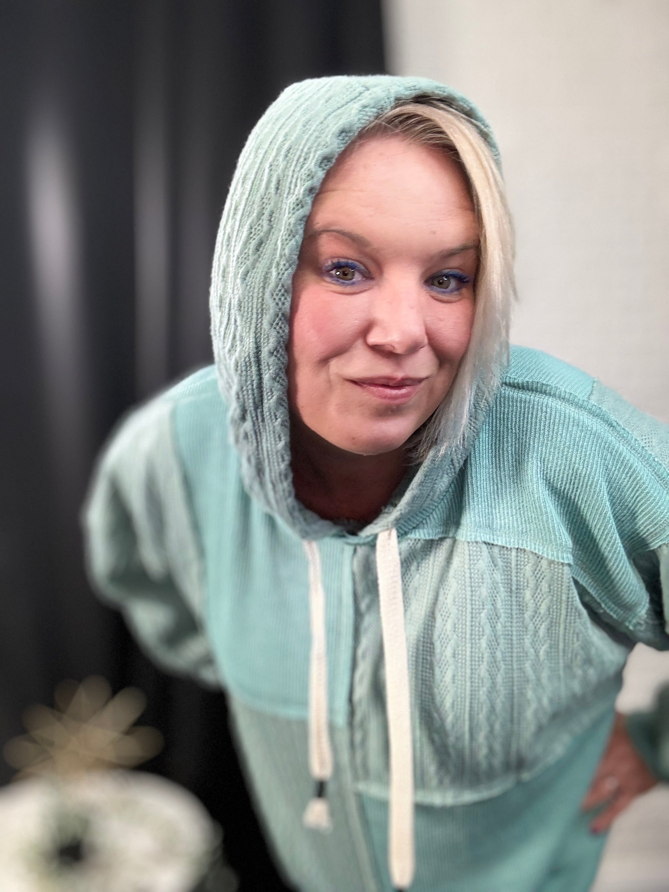 POL Balloon Sleeve Cut Sew Sweater Knit Top in Jade Green Womens