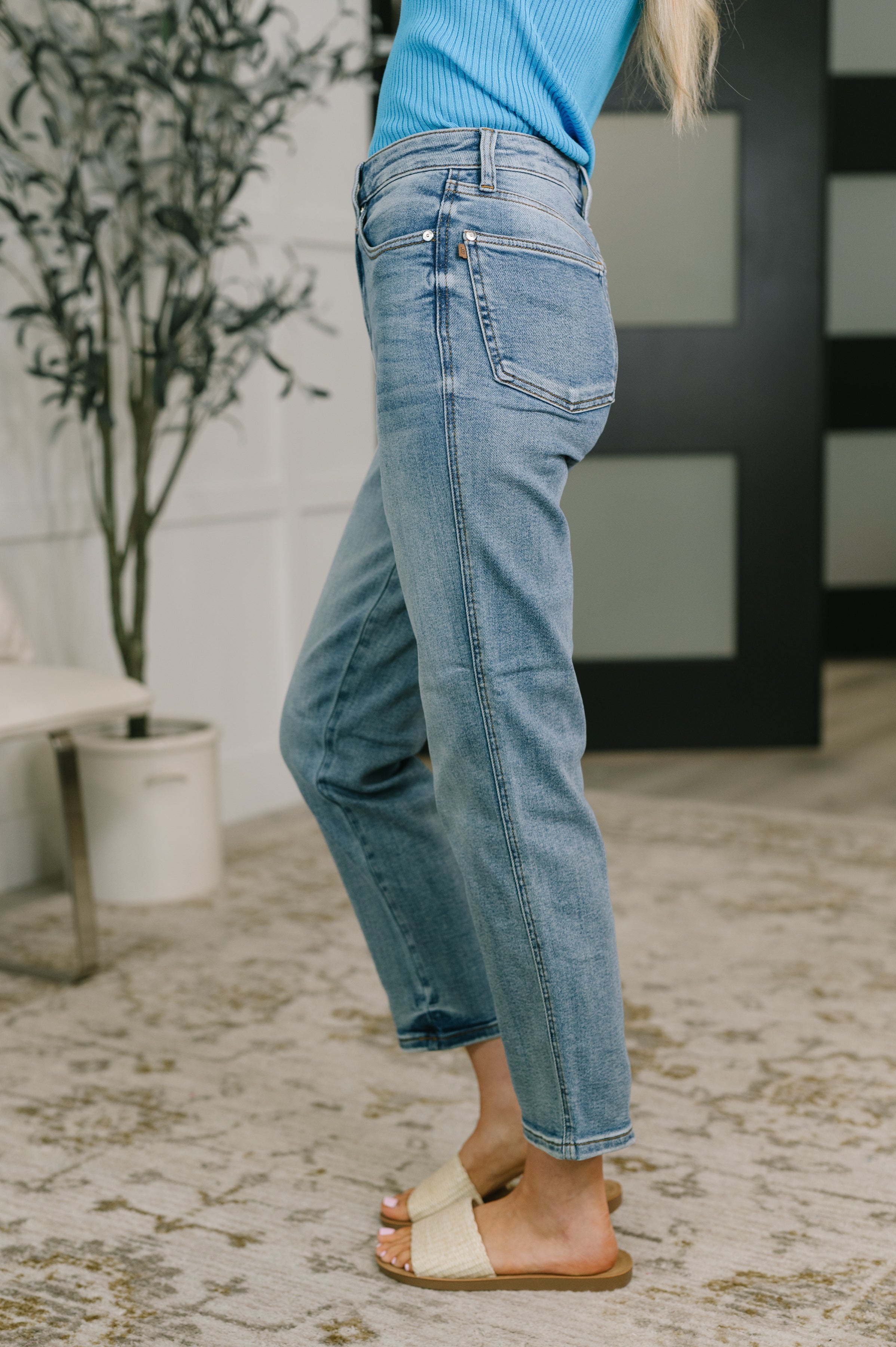 Judy Blue Carla High Waist Ankle Straight Jean in Break Through Blue Womens