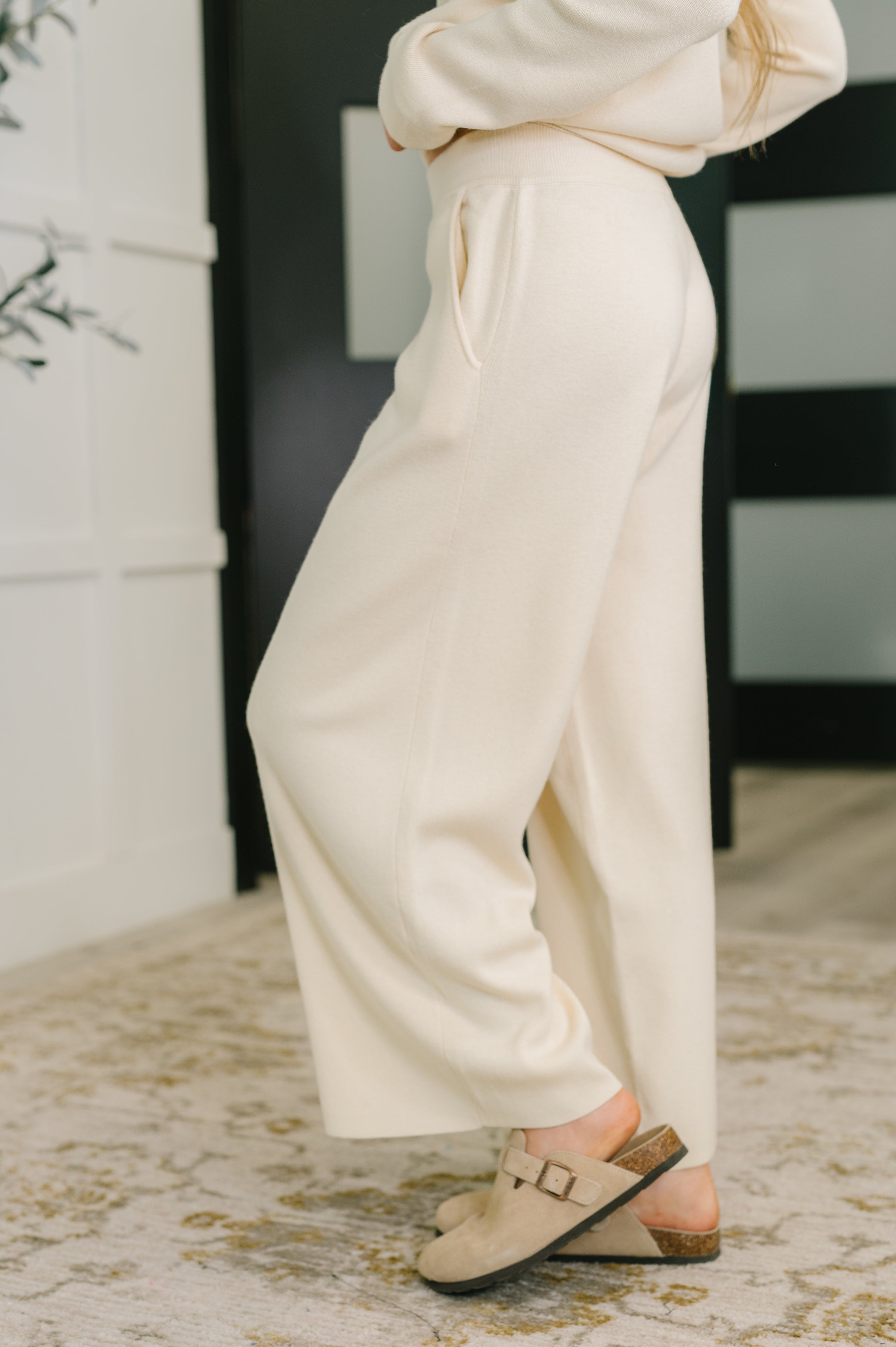 Honey Mark Clove Ribbed Knit Culottes in Culottes in Oat Womens