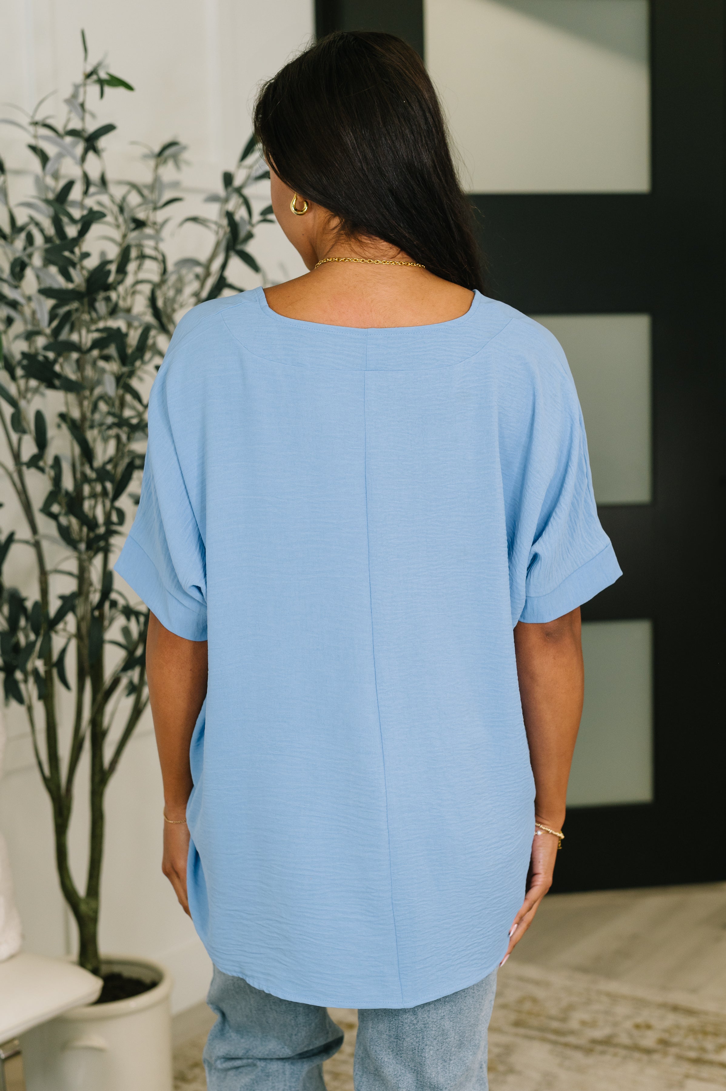 Zenana Counter Part Crinkle Woven V-Neck Top in Cornflower Blue Womens