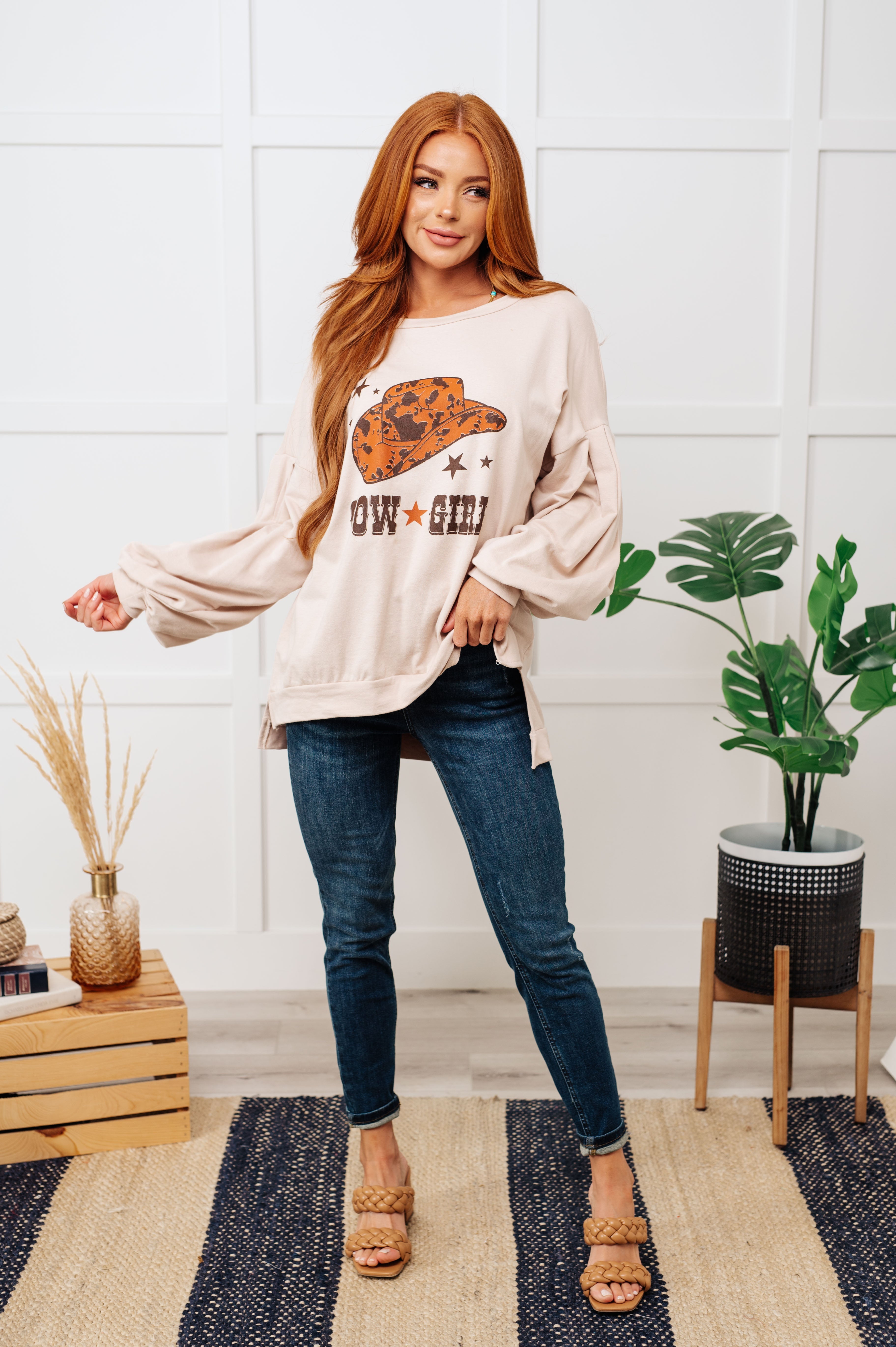 Fantastic Fawn Cow Girl Graphic Pullover in Stone Tops