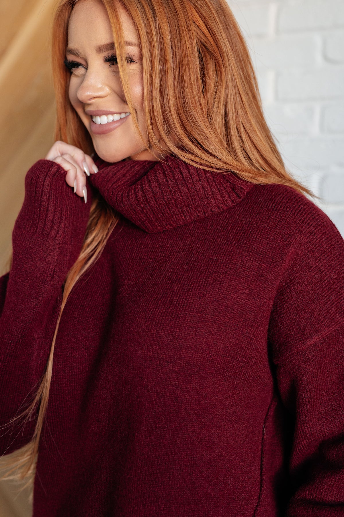 Andree By Unit Envelop Me Turtleneck Sweater Tops