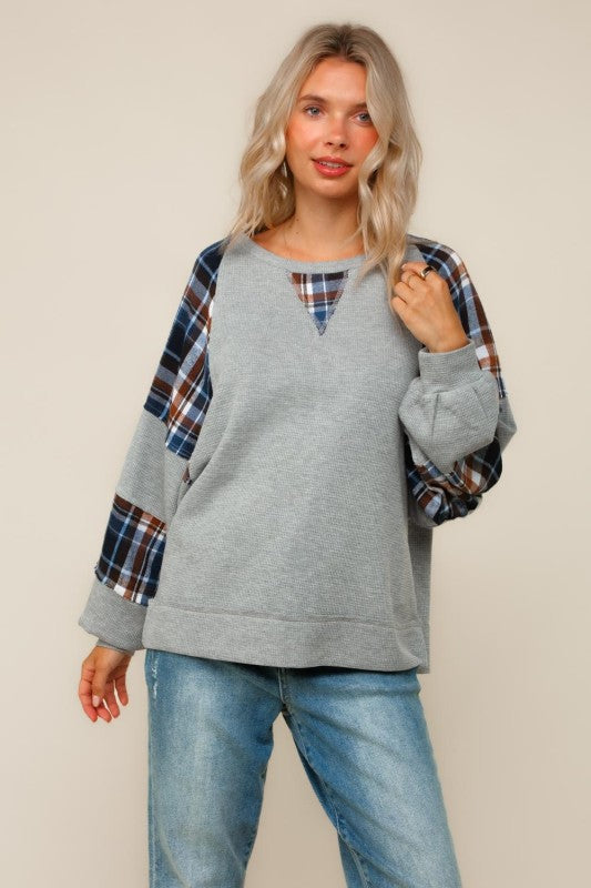 Haptics Gray & Navy Solid Thermal Knit Plaid Woven Loose Fit Sweater Top