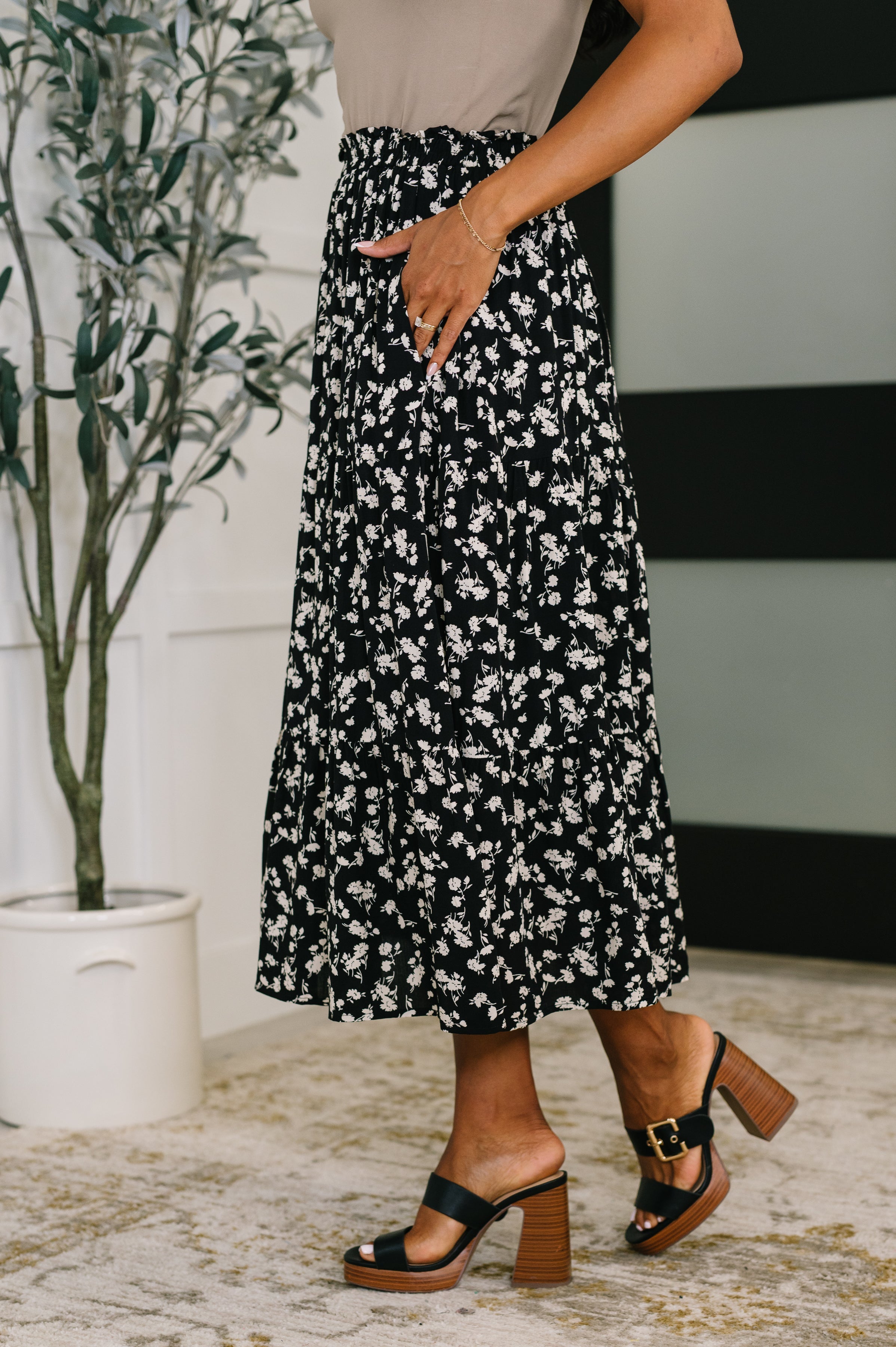White Birch Fielding Flowers Floral Skirt Bottoms