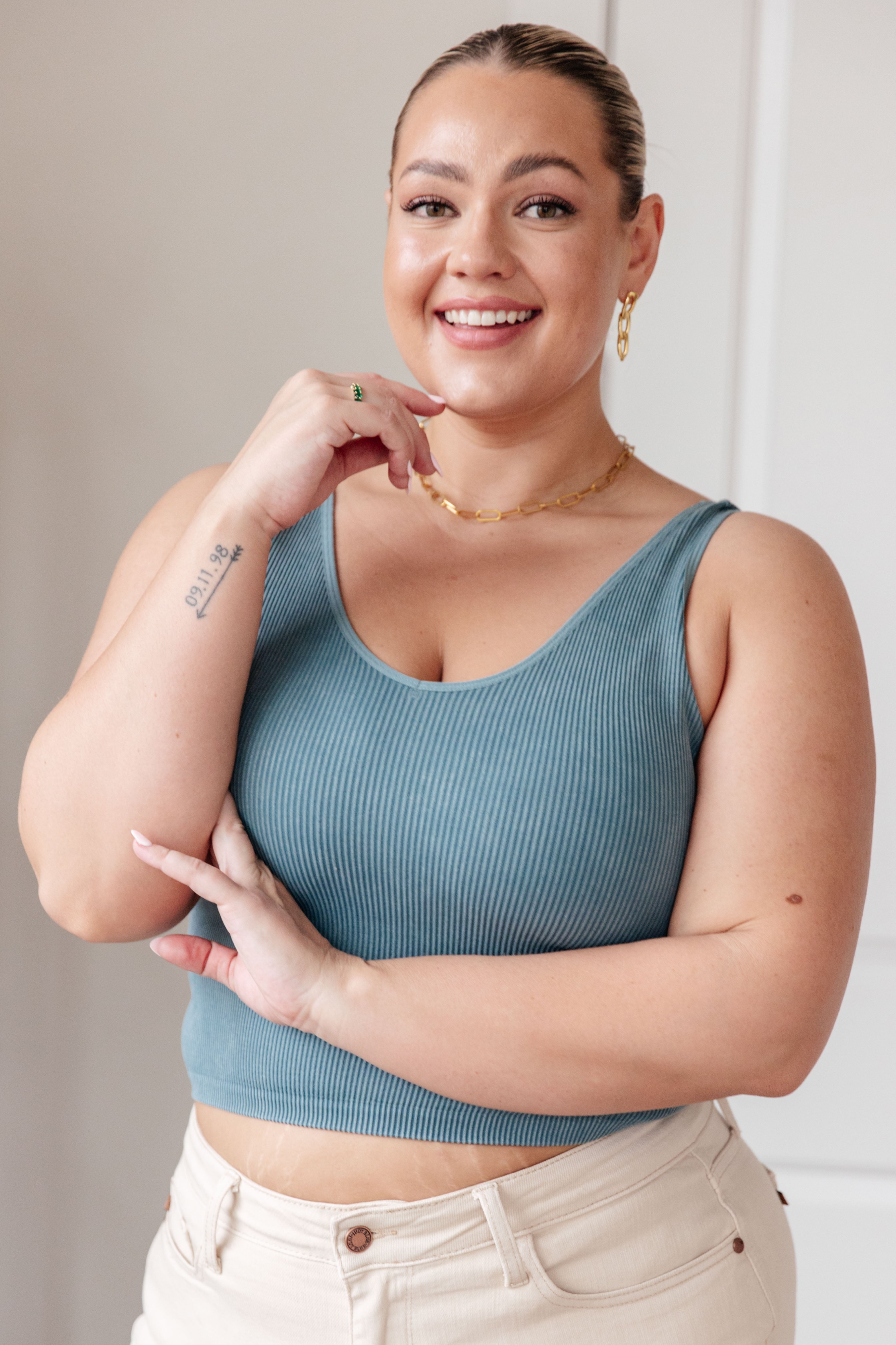 Yelete Fundamentals Ribbed Seamless Reversible Tank in Vintage Blue Shirts & Tops