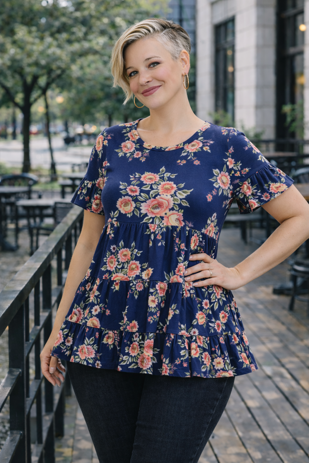 Haptics Frill Hem Babydoll Swing Floral Knit Top Large