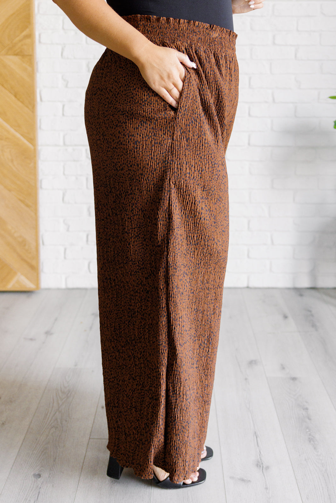 Very J Harmony High Rise Wide Leg Pants in Brown Bottoms