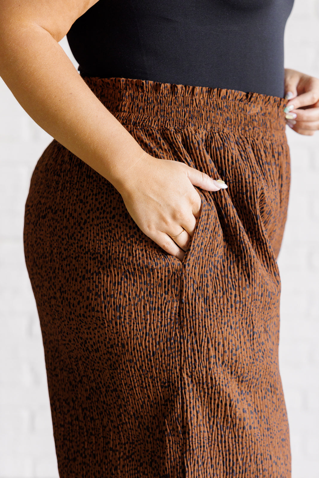 Very J Harmony High Rise Wide Leg Pants in Brown Bottoms