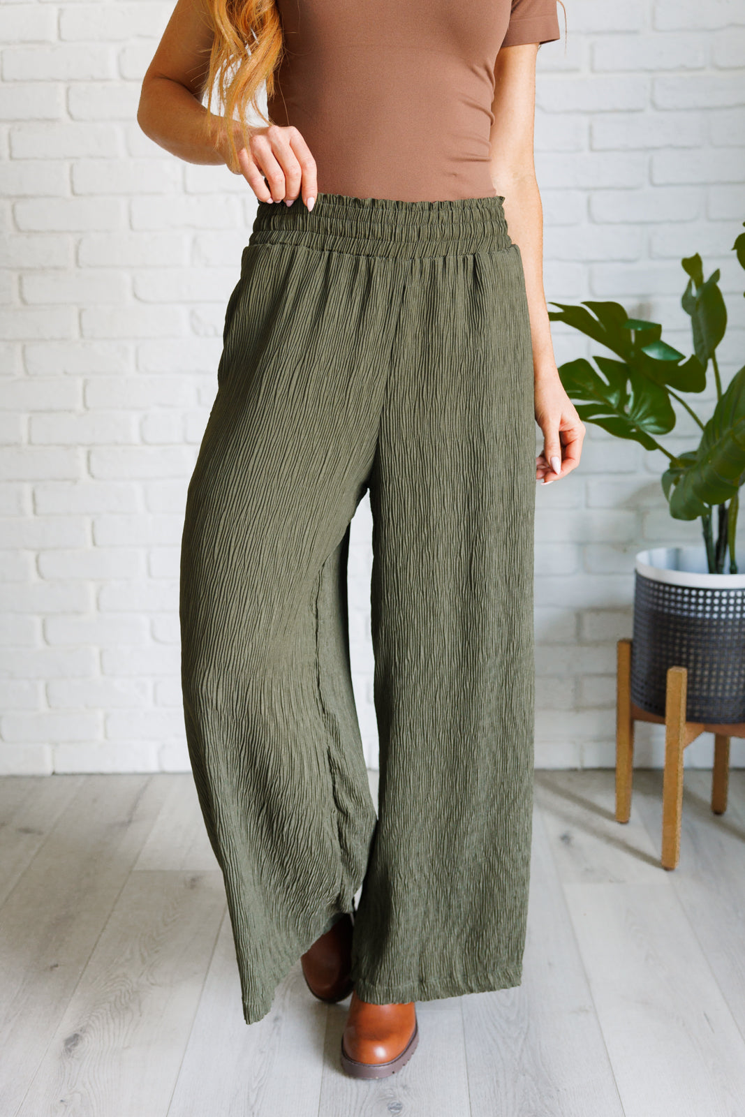 Very J Harmony High Rise Wide Pants in Olive 2XL Bottoms