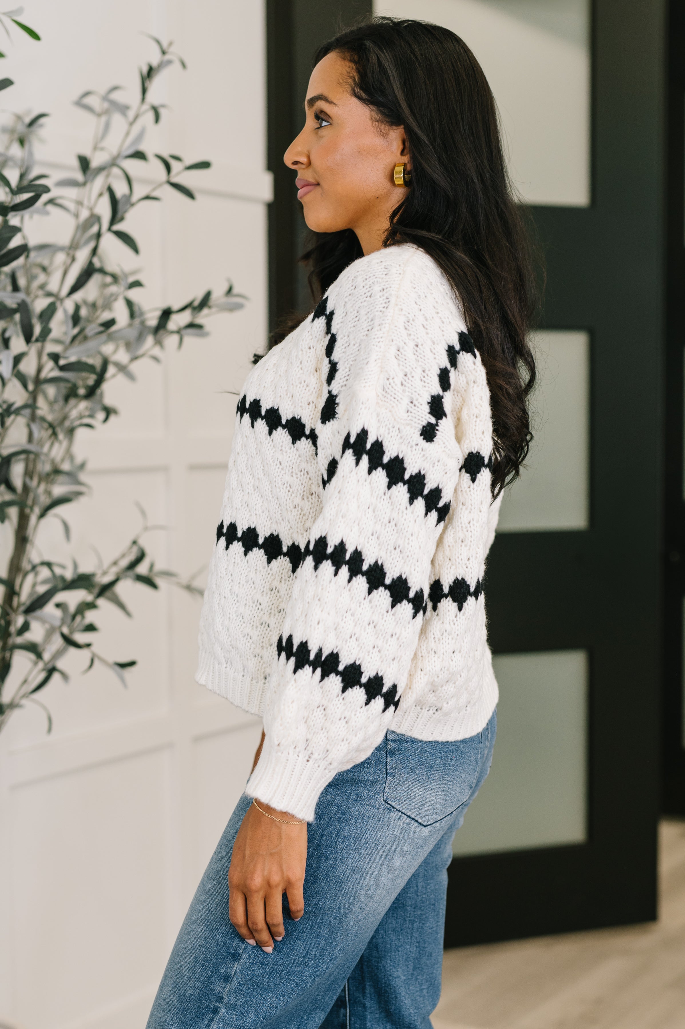 Haptics Ivy Lane Textured Sweater in White and Black Womens