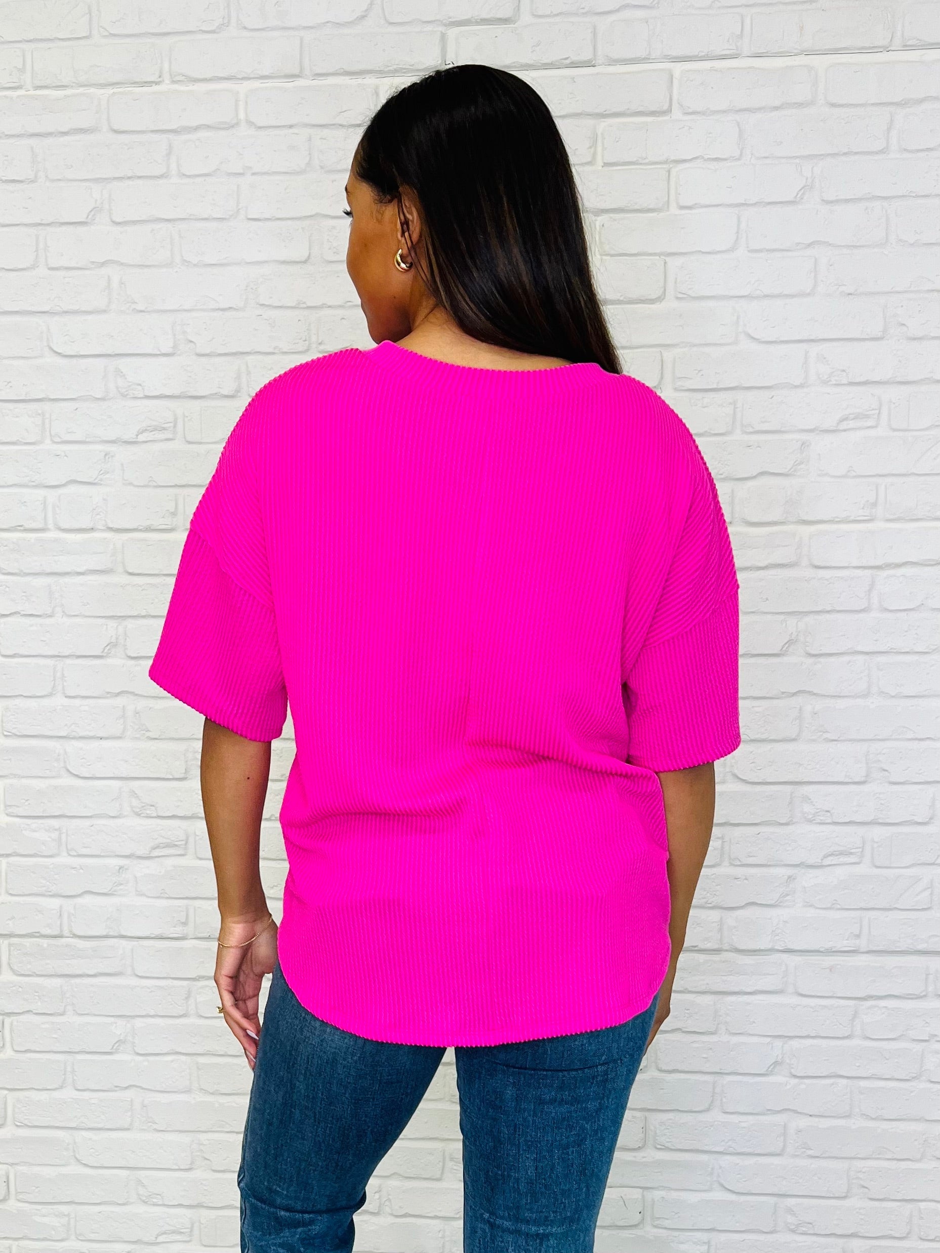 Andree by Unit Just a Casual Girly V-Neck Basic Tee in Fuchsia Womens