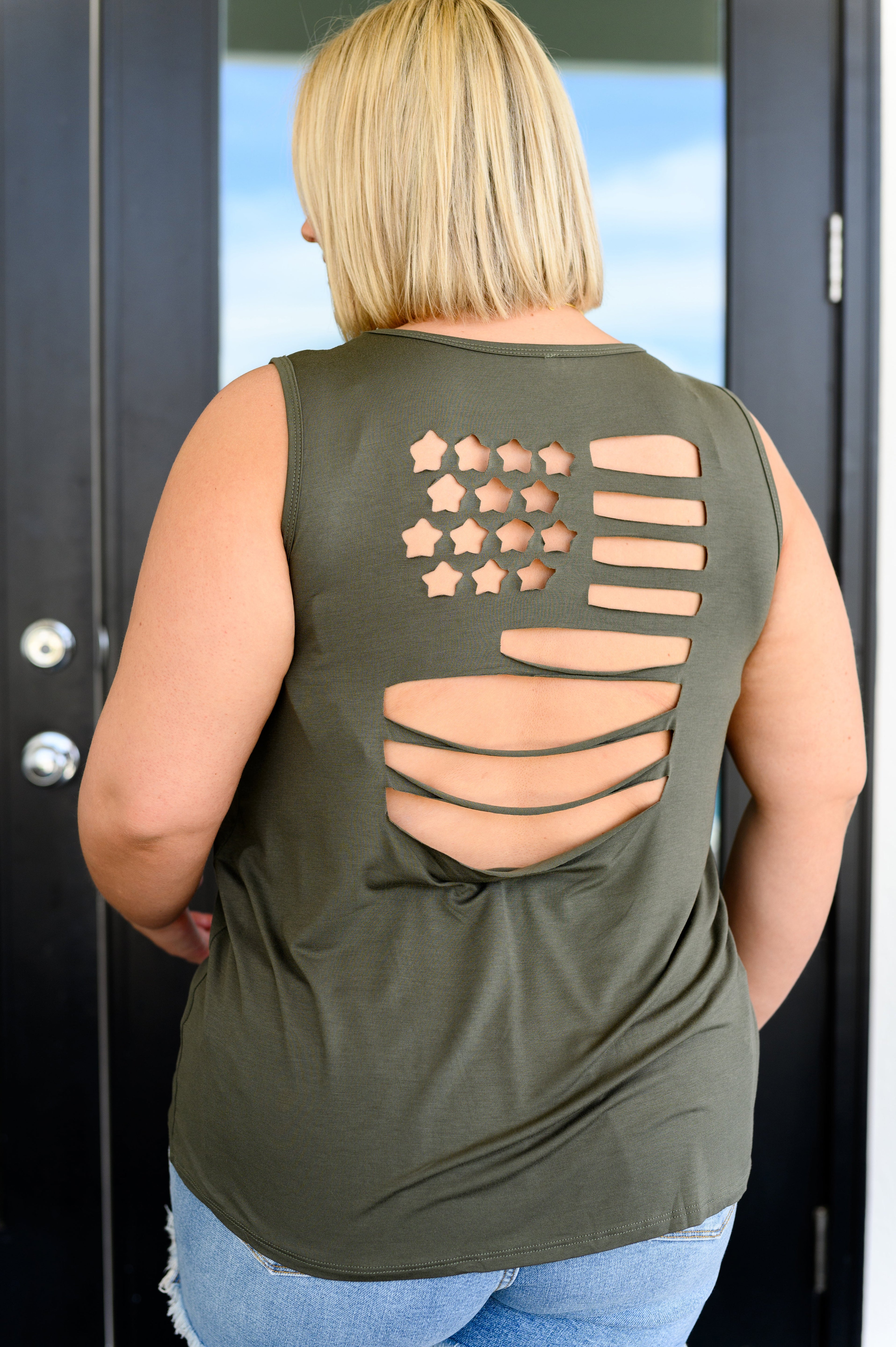 1 Clique Land of the Free Tank in Olive Tops