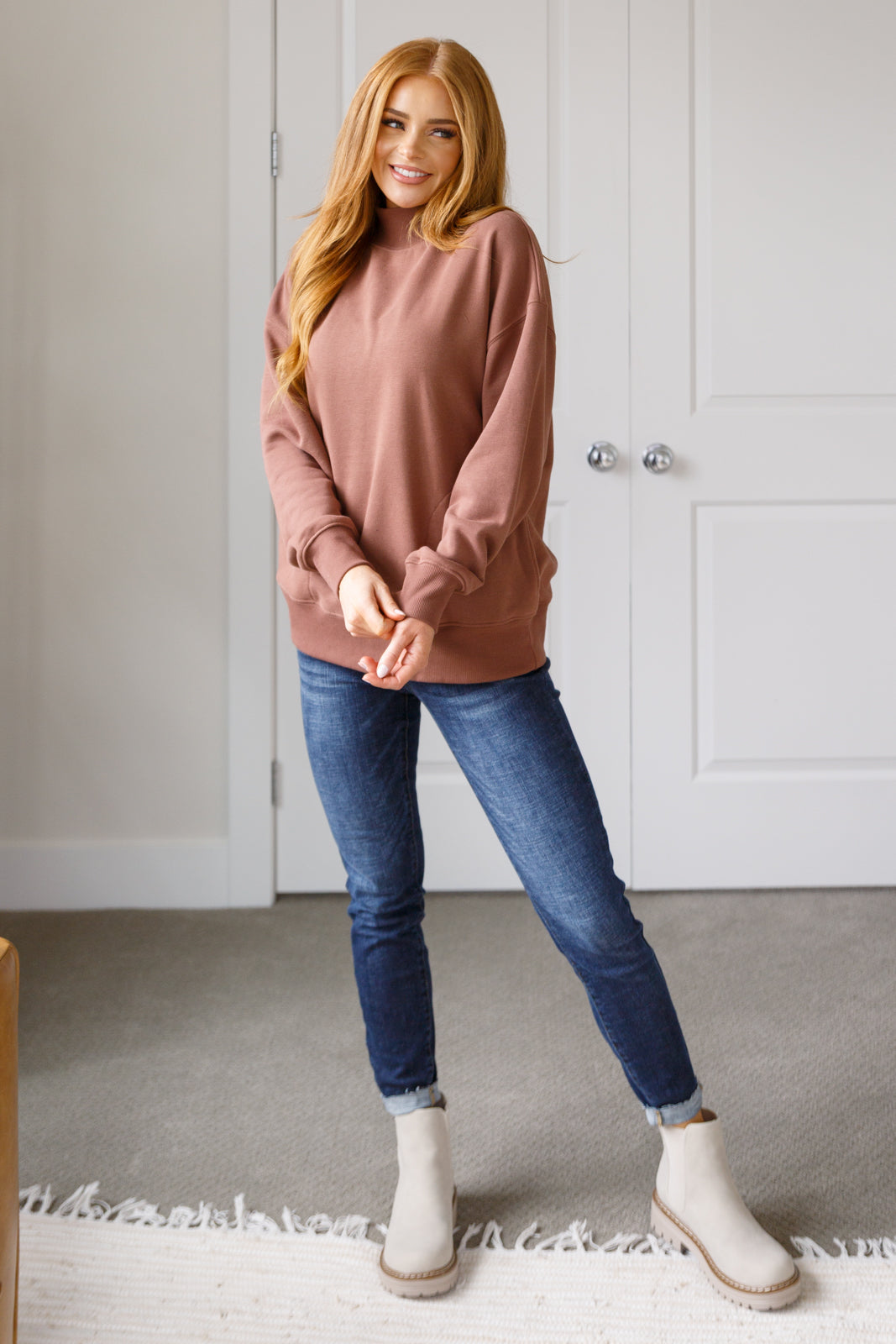 Very J Make No Mistake Mock Neck Fleece Pullover in Cocoa Tops