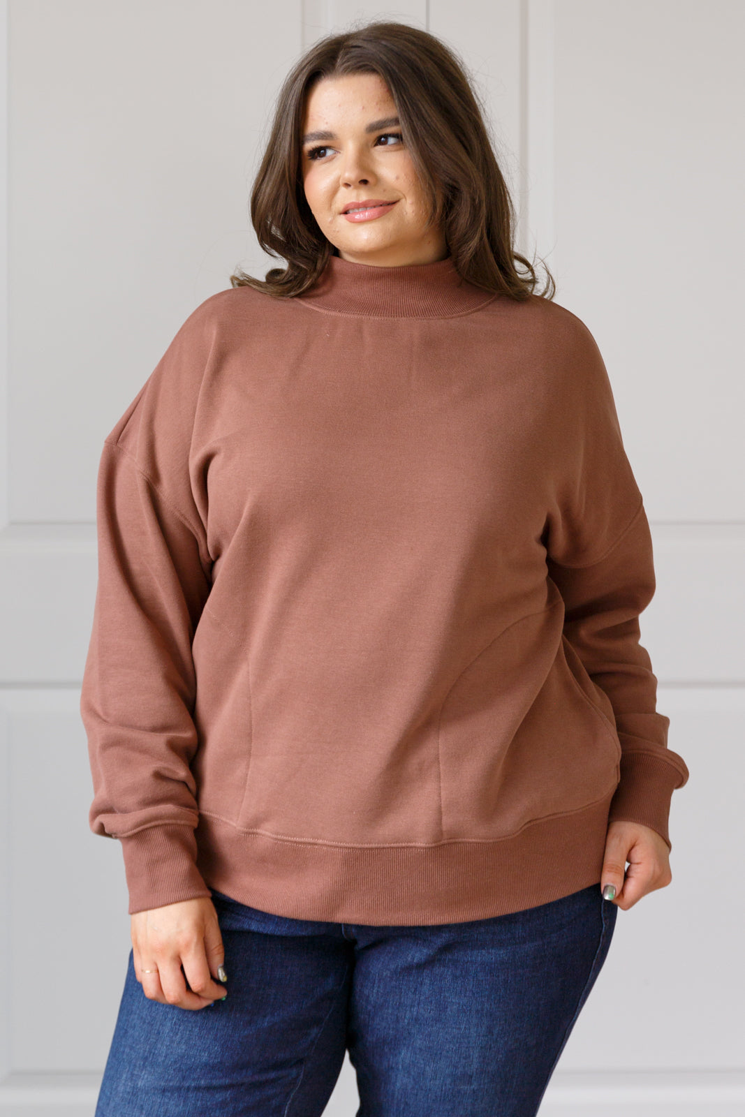 Very J Make No Mistake Mock Neck Fleece Pullover in Cocoa Tops