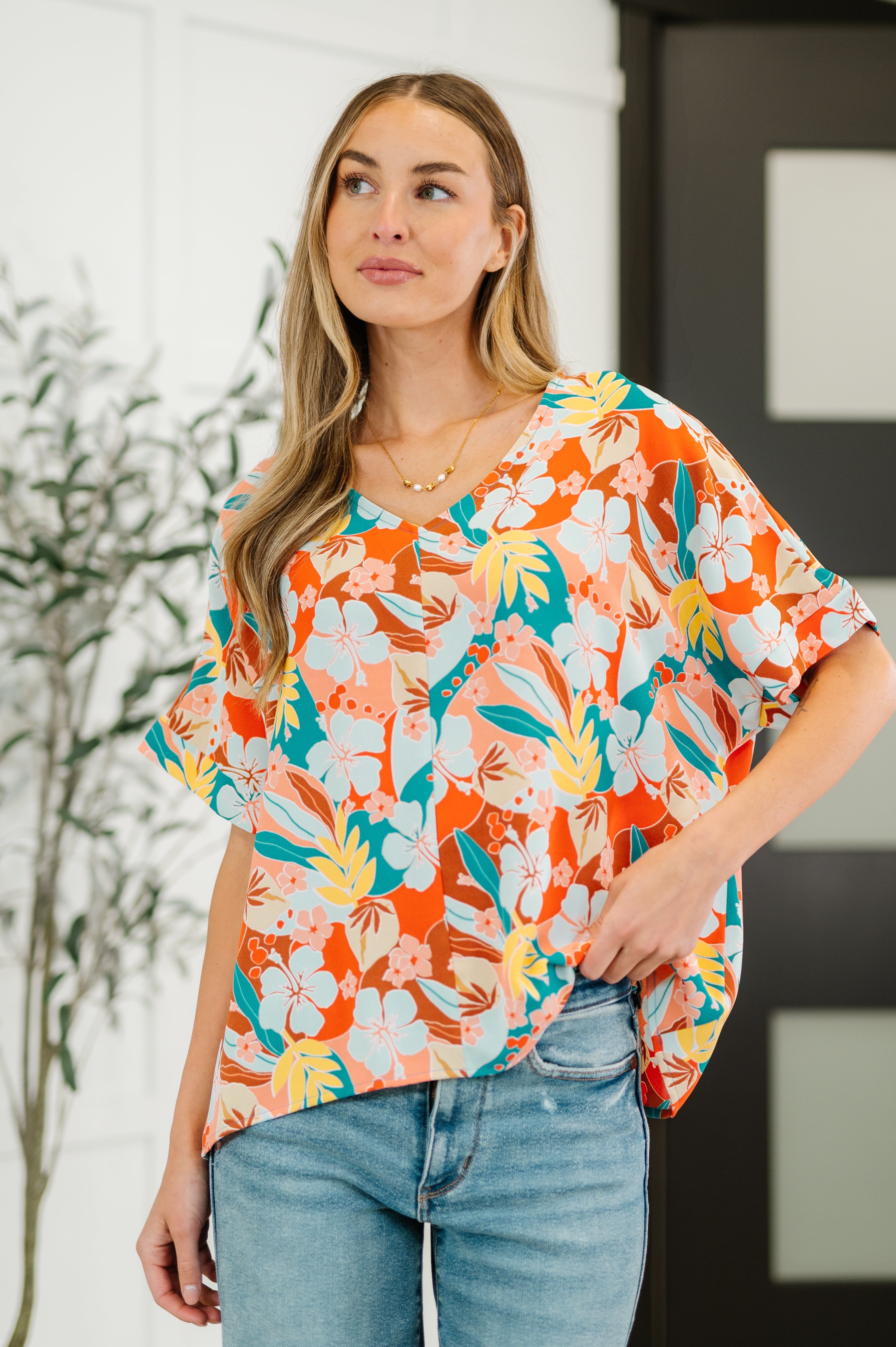 Haptics Lei Me Down Hawaiian Floral Woven V-Neck Top Womens