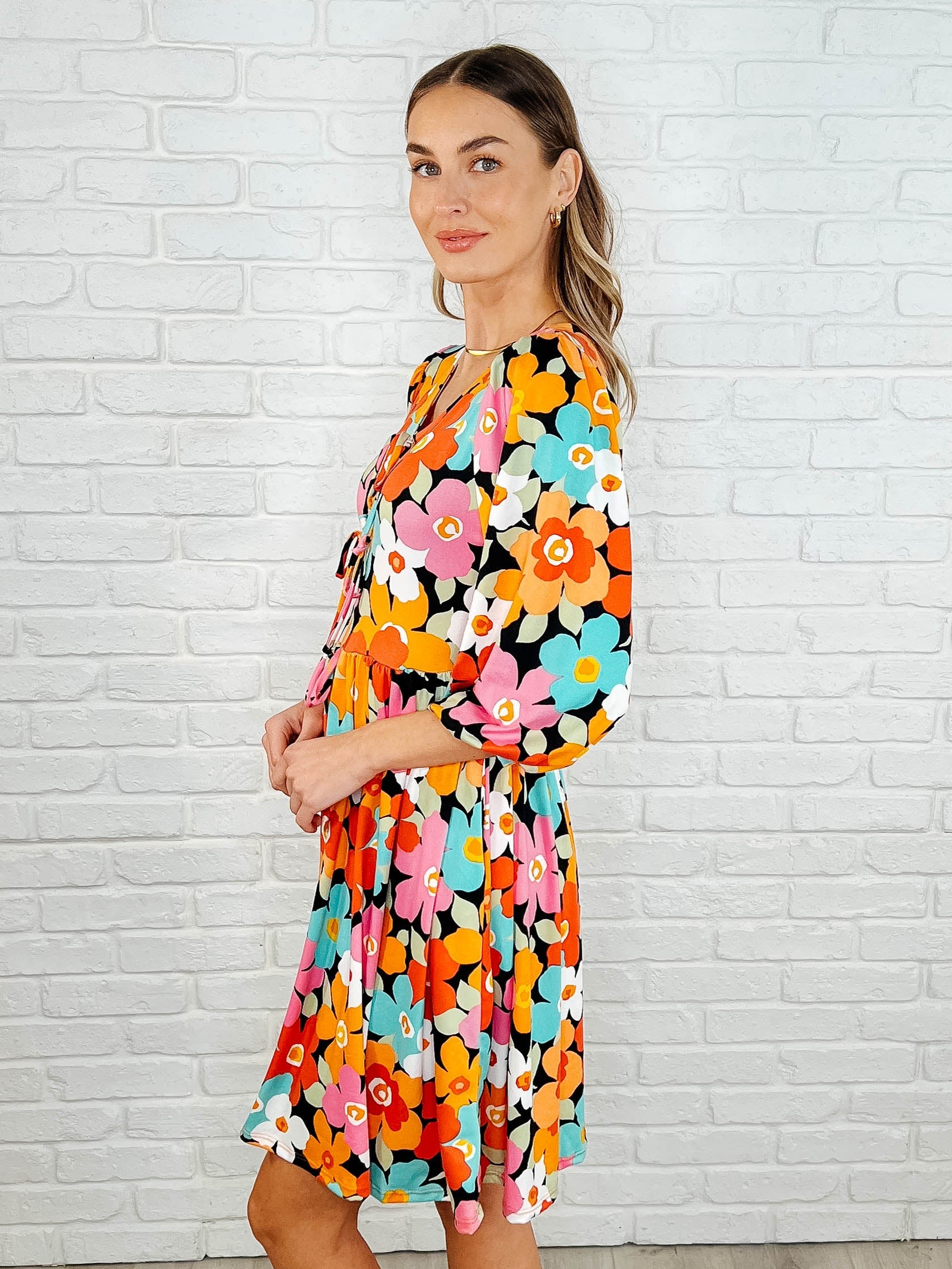 Haptics Little Bold V-Neck Ribbon Bow Detail Floral Knit Dress Womens