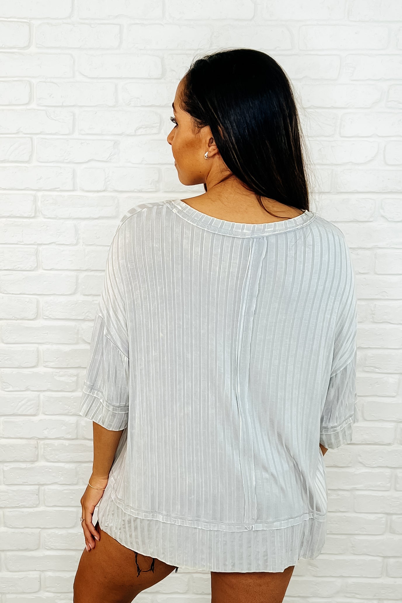 Zenana Loosely Speaking Oversized Basic Top in Lt Grey Womens